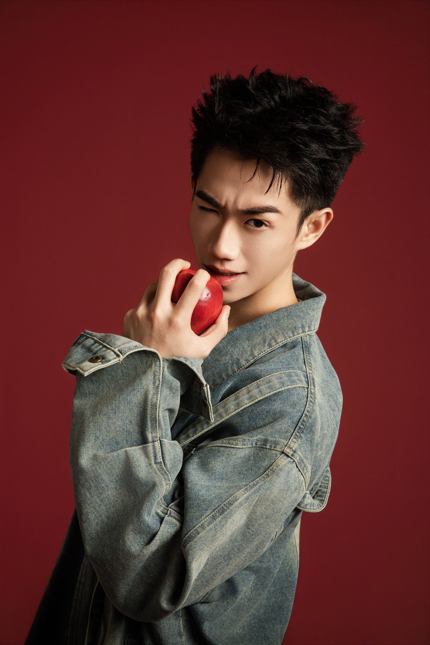 南风 – 《红调圣诞：牛仔与白背心的活力狂欢》[18P]