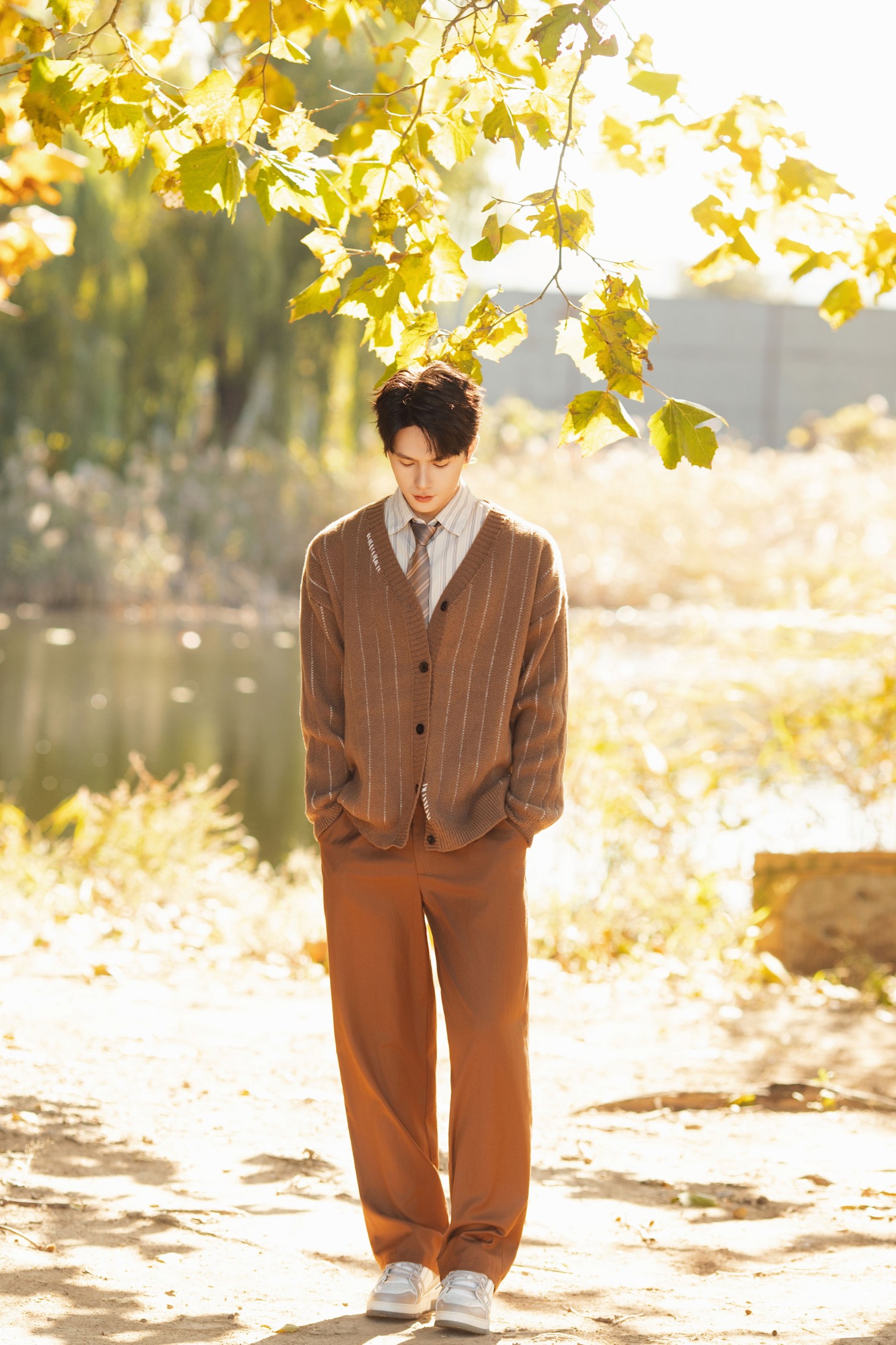 言弟弟 – 《秋意情书》[46P]