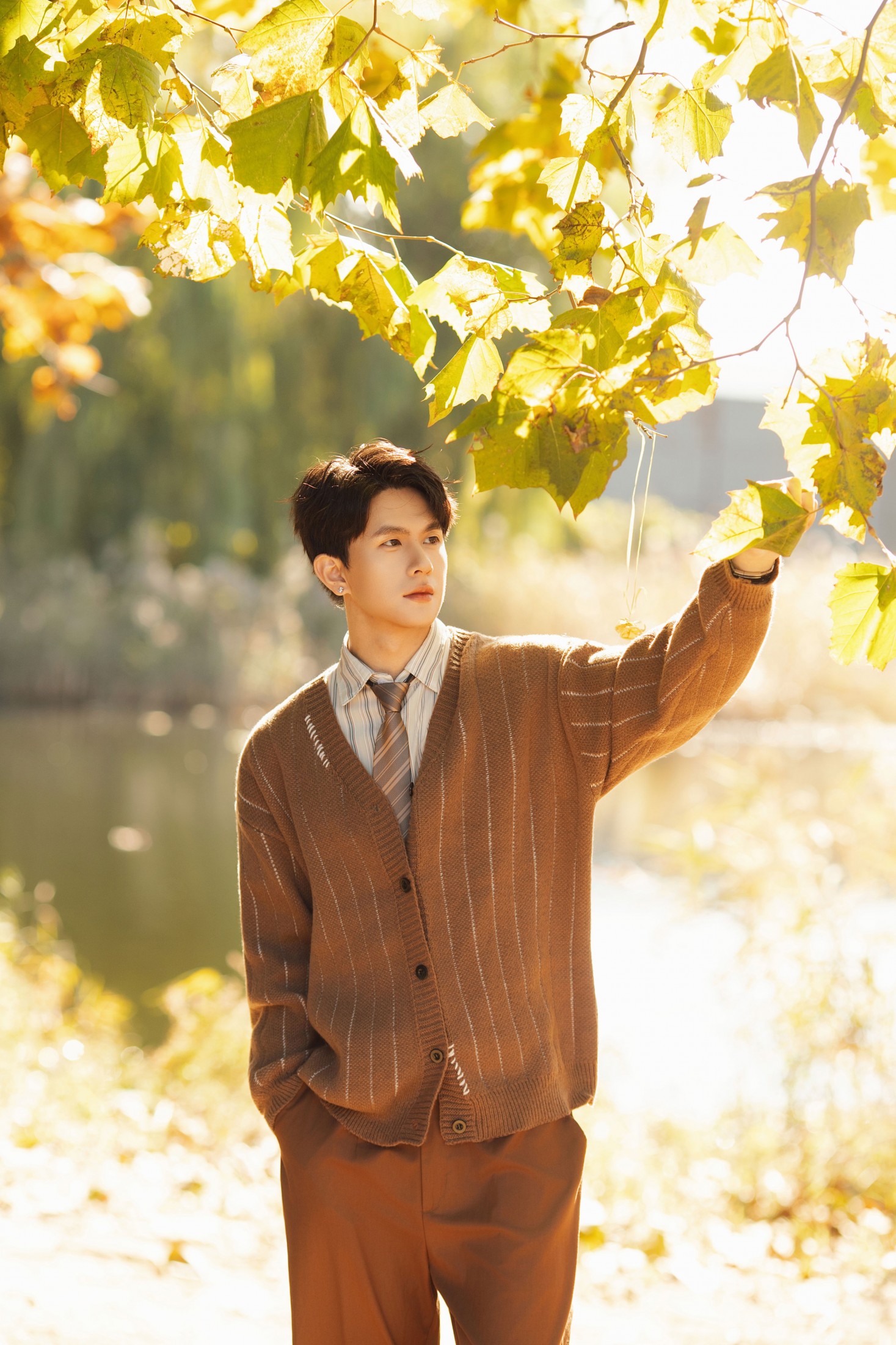 言弟弟 – 《秋意情书》[46P]