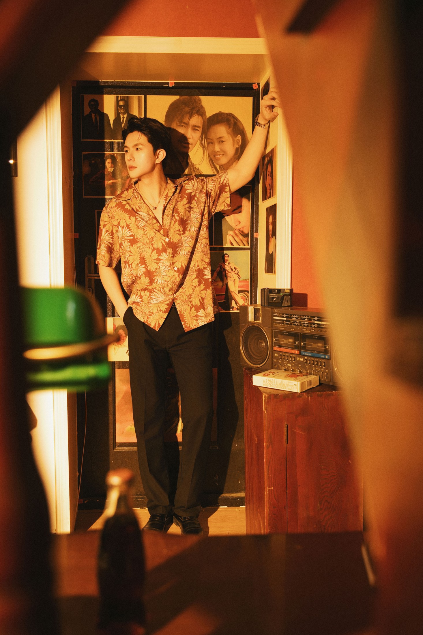 言弟弟 – 《复古花衬衫的时光漫游：在港风记忆里的摩登绅士》[43P]