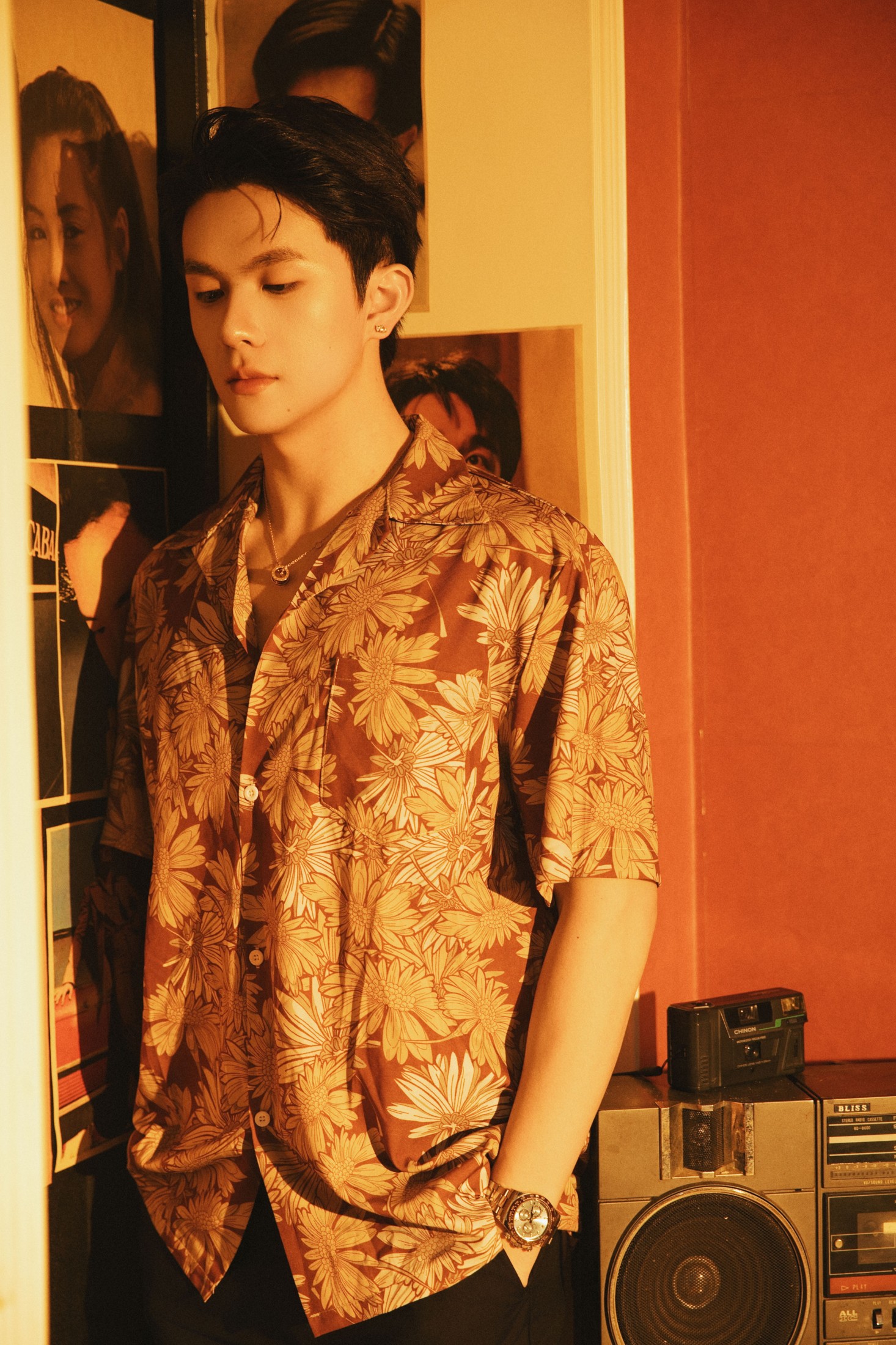 言弟弟 – 《复古花衬衫的时光漫游：在港风记忆里的摩登绅士》[43P]