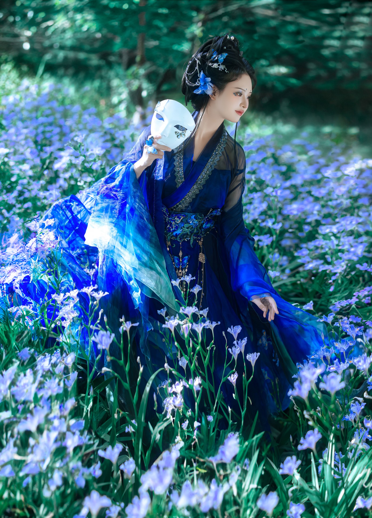 烟烟 - 《蓝尾蝶》[12P]