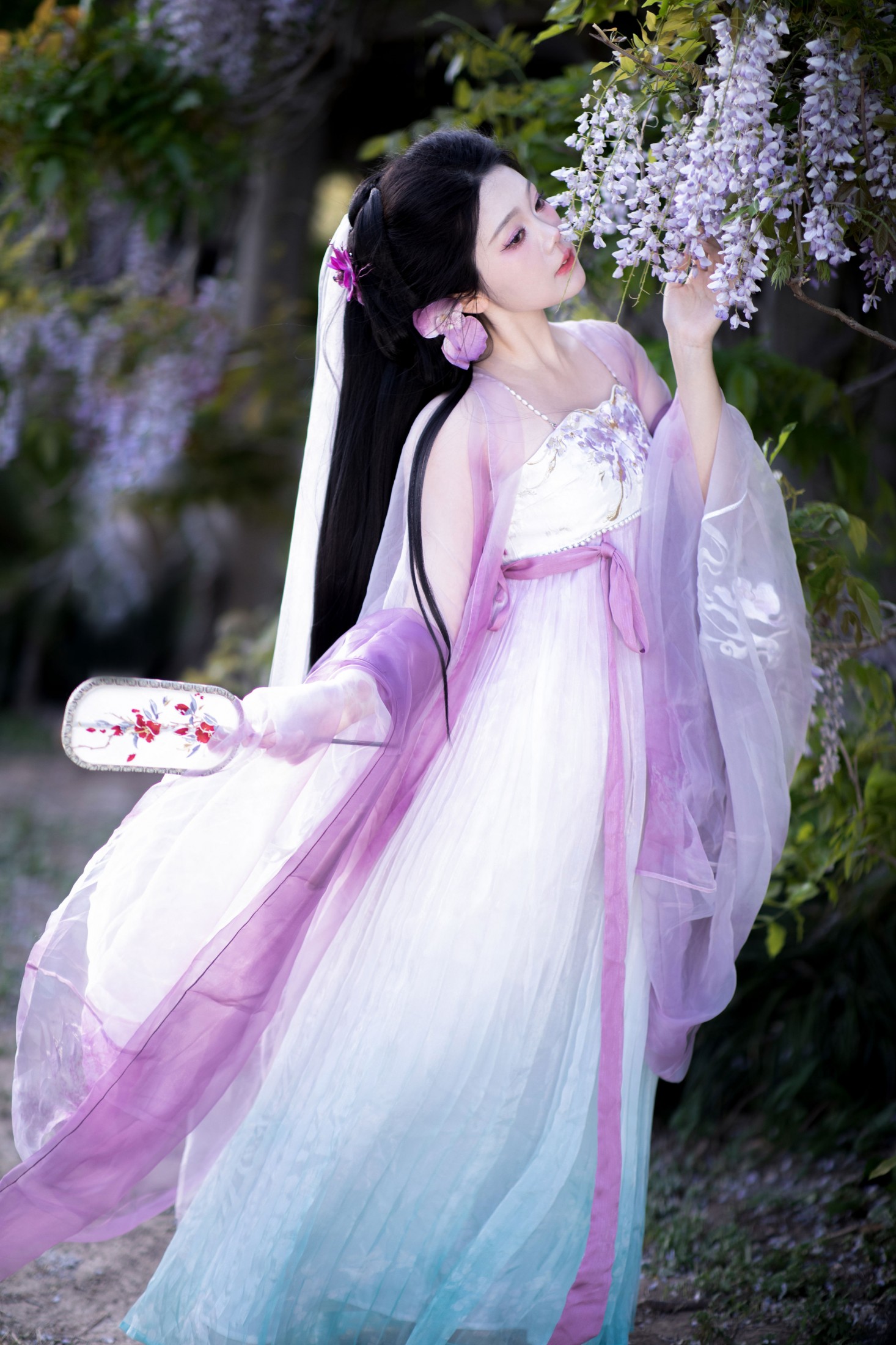 绒绒栗栗 - 《紫藤挂云木》[9P]