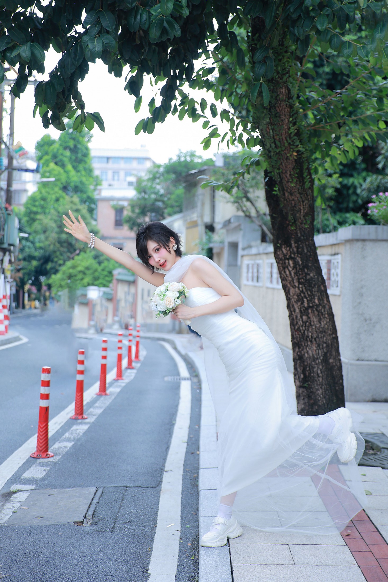 《穿上婚纱去当甜心》[13P]