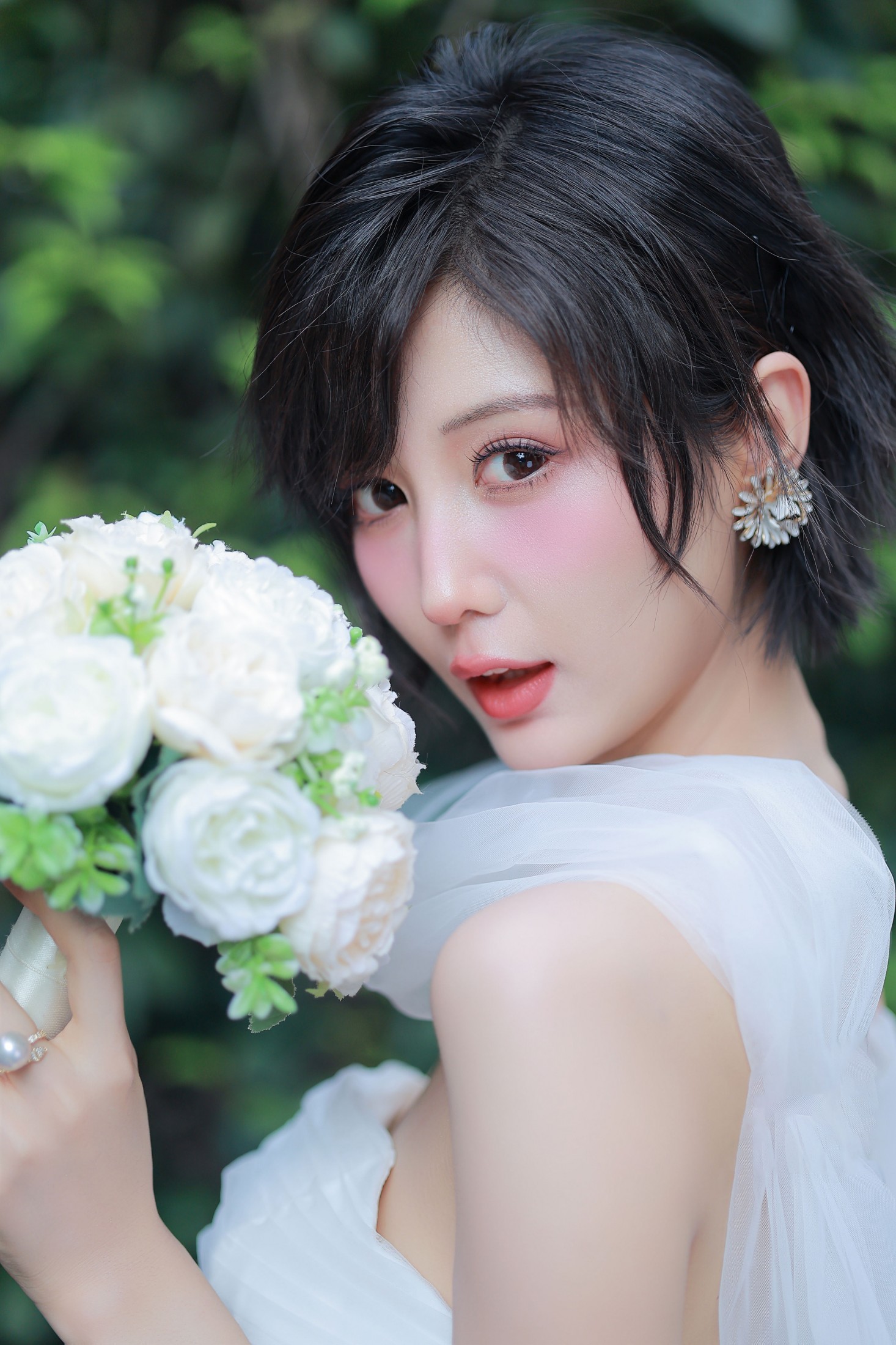 《穿上婚纱去当甜心》[13P]