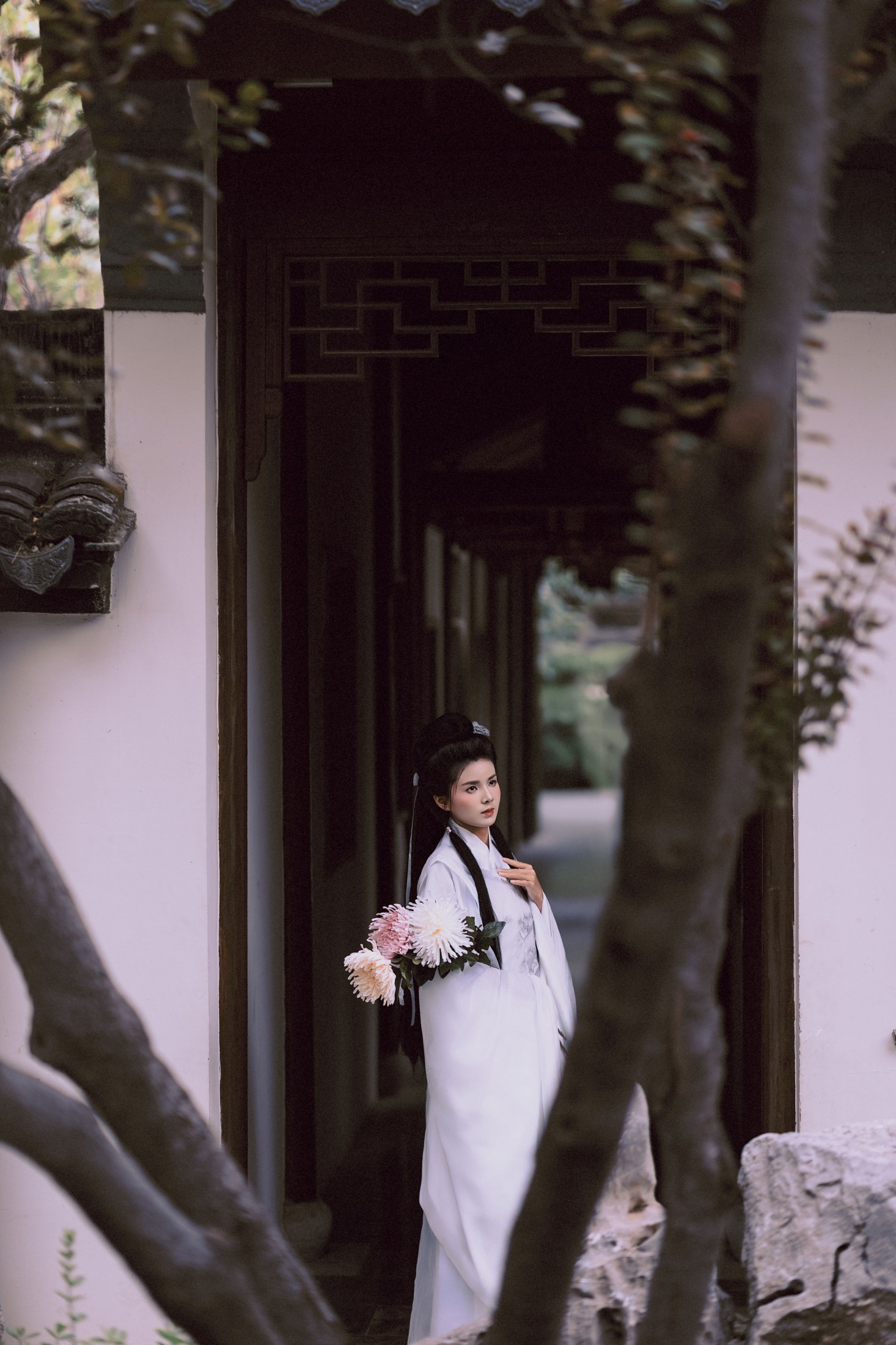 小心 - 《白衣隐》[40P]