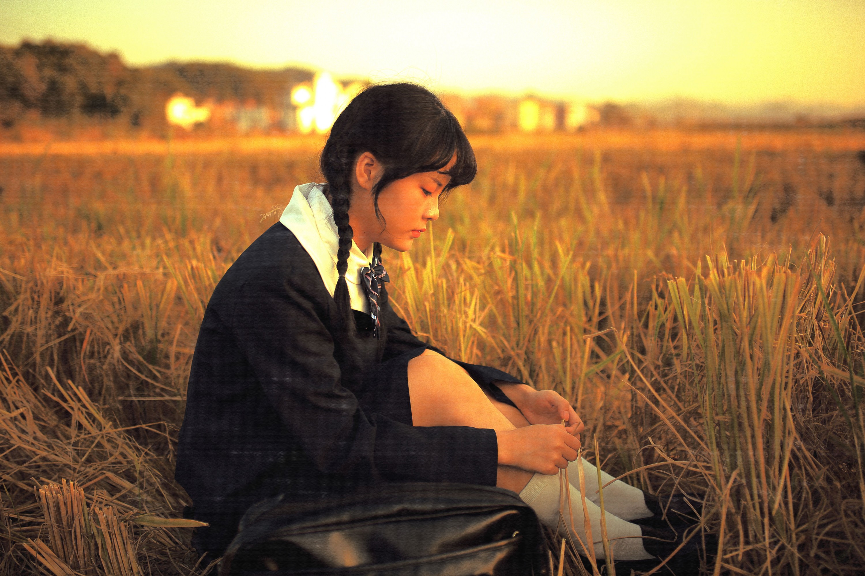 岚岚 - 《放学路上》[18P]