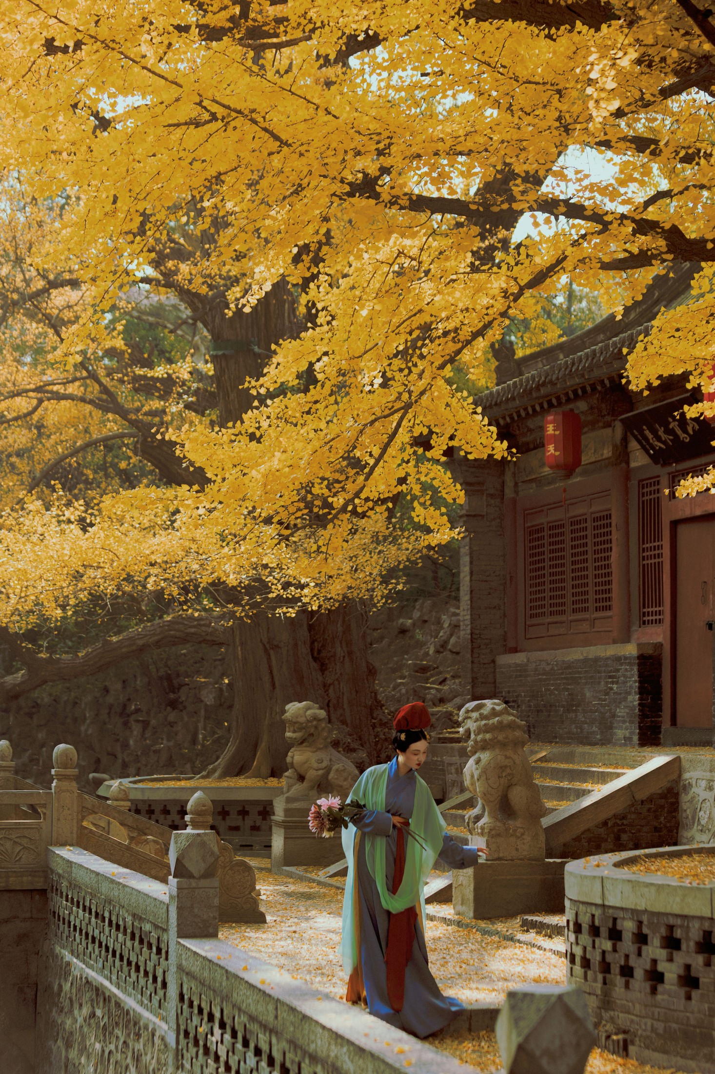 旻天吃神马 - 《仿晋祠宋侍女》[40P]