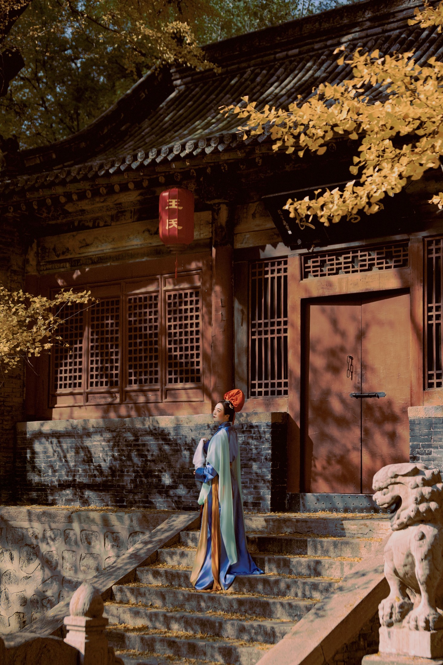 王冬洁 - 《仿晋祠宋塑侍女》[40P]