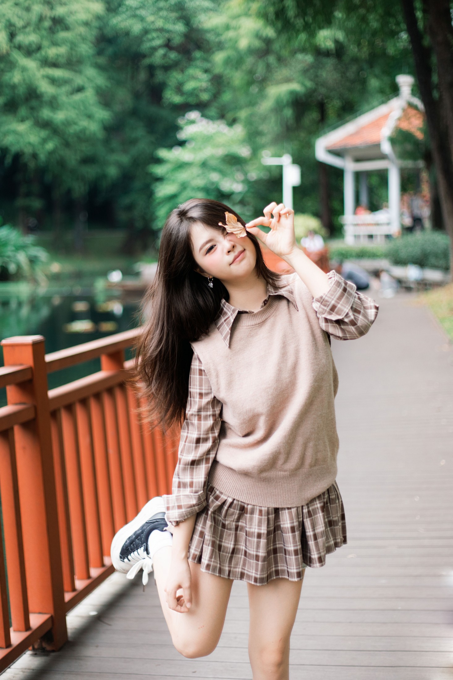 《可爱俏皮的秋天》[14P]