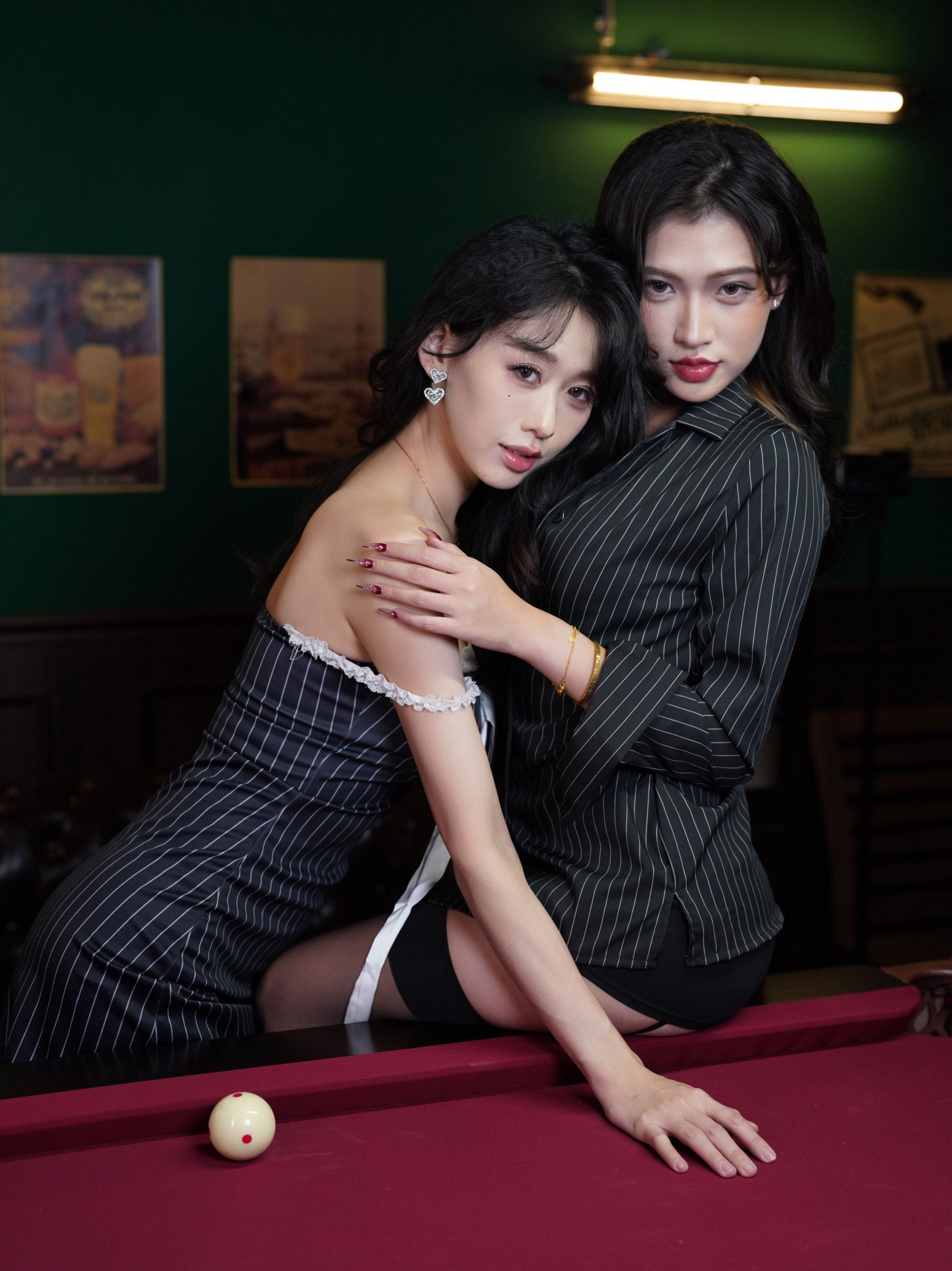 叫我GG 音音 - 《球桌暗战：双姝争艳》[30P]