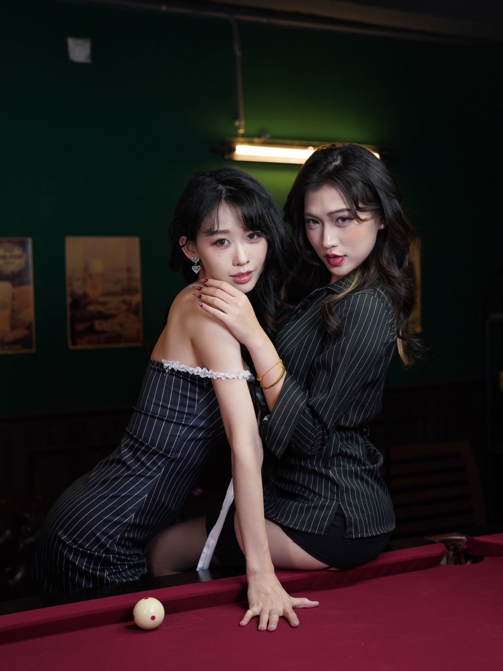 叫我GG 音音 - 《球桌暗战：双姝争艳》[30P]