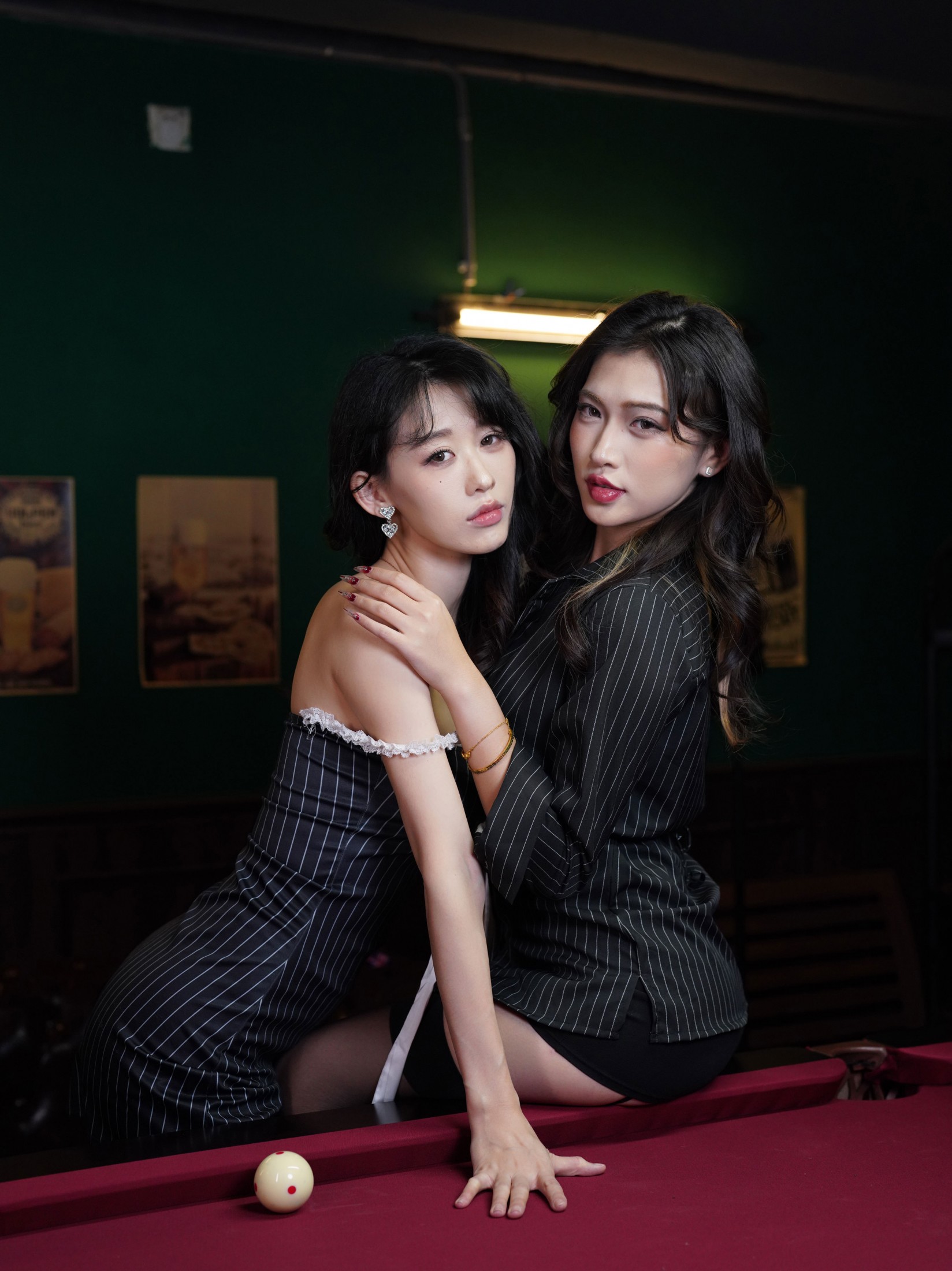 叫我GG 音音 - 《球桌暗战：双姝争艳》[30P]