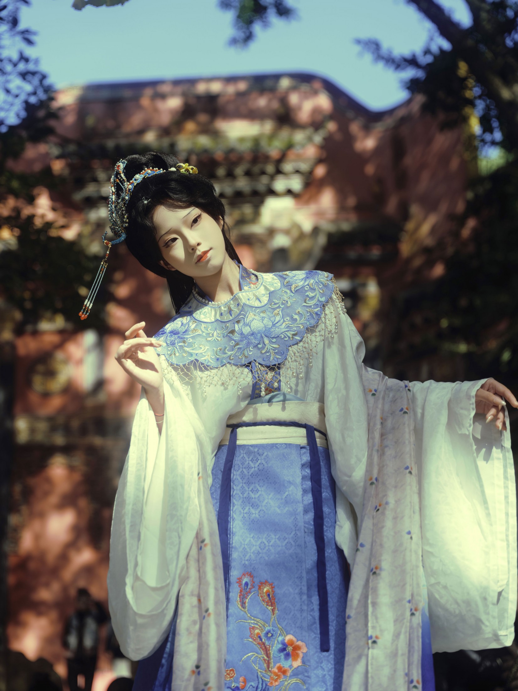 井盖为什么总在路中间 - 《忆仙姿》[26P]