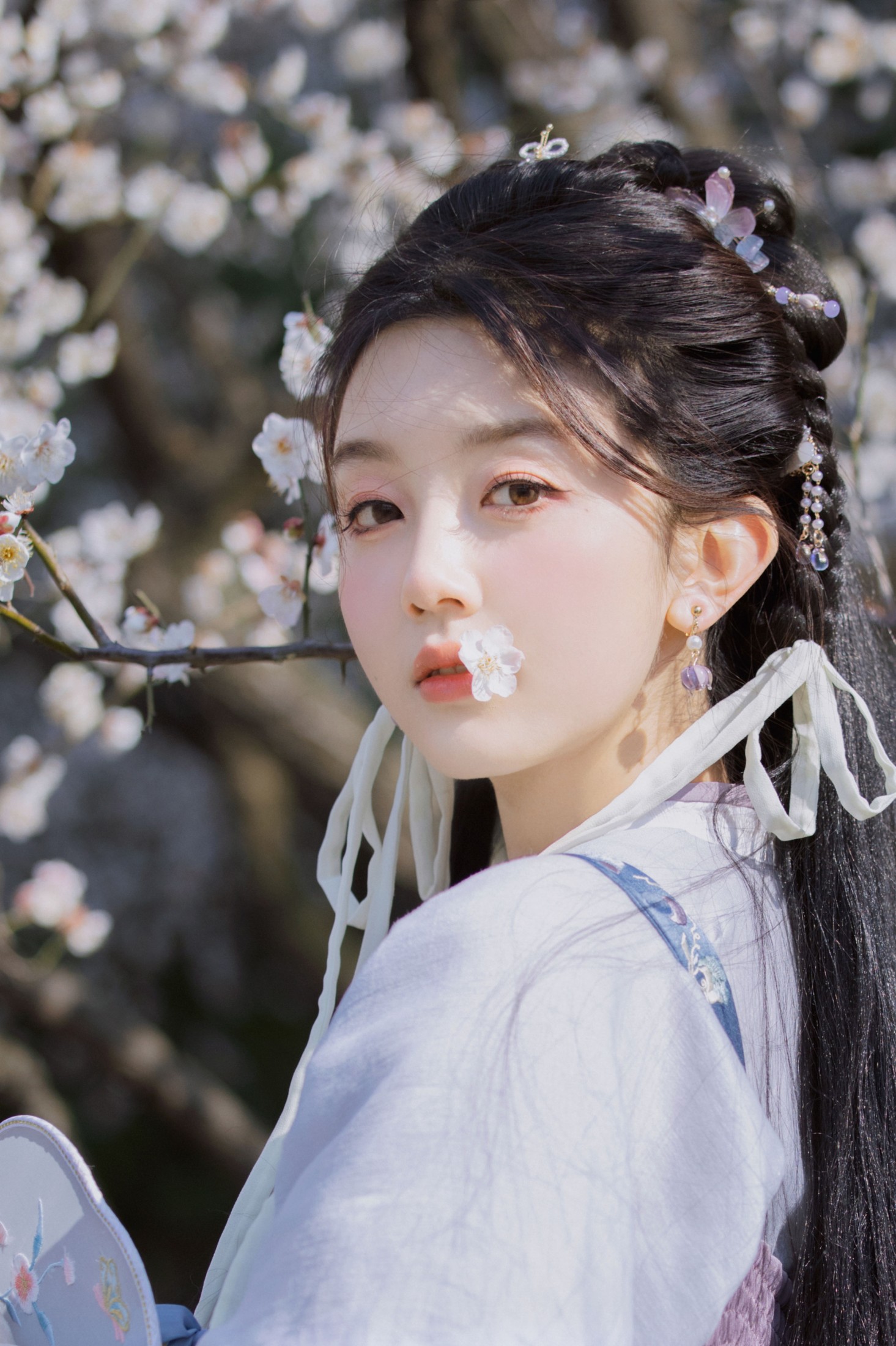 奥特有点慢 - 《梅花初绽》[38P]