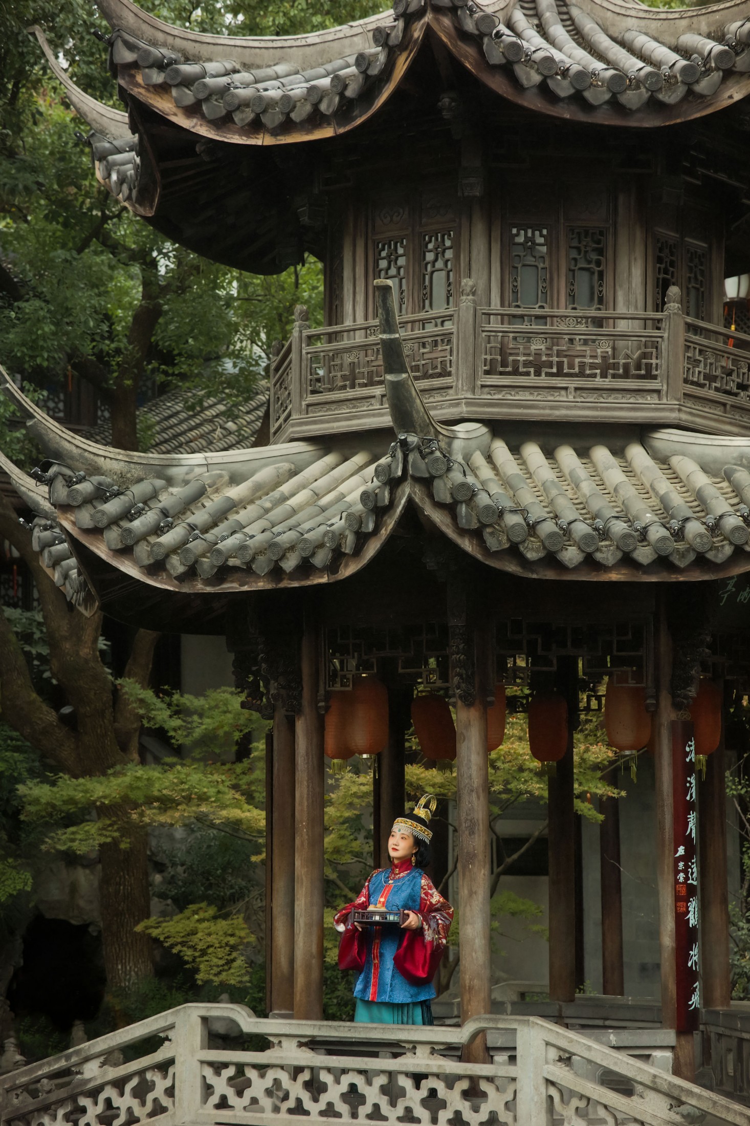 《仿《父张济氏母赵氏像》中明代仕女》[11P]