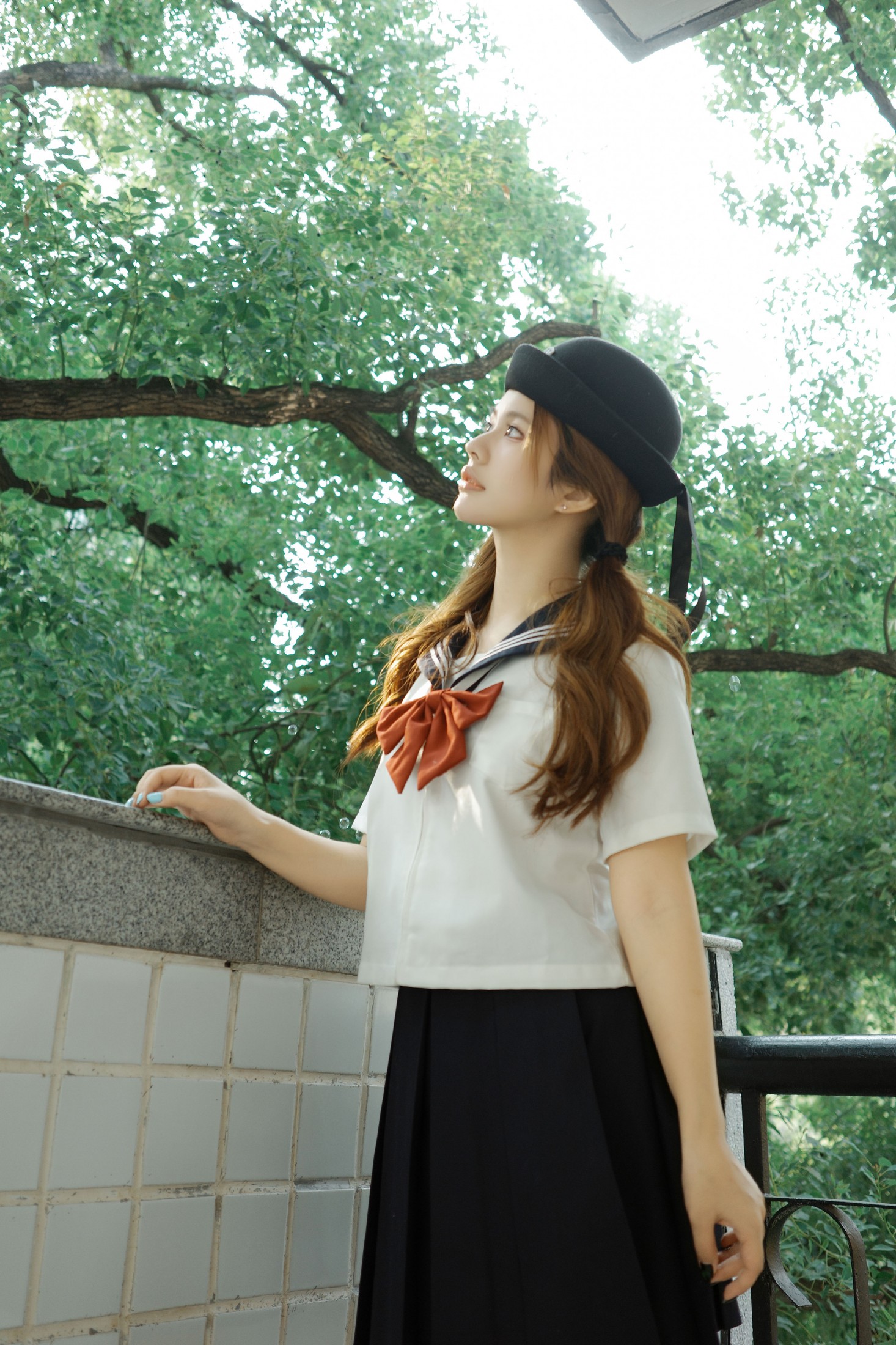 《绿叶下》[17P]