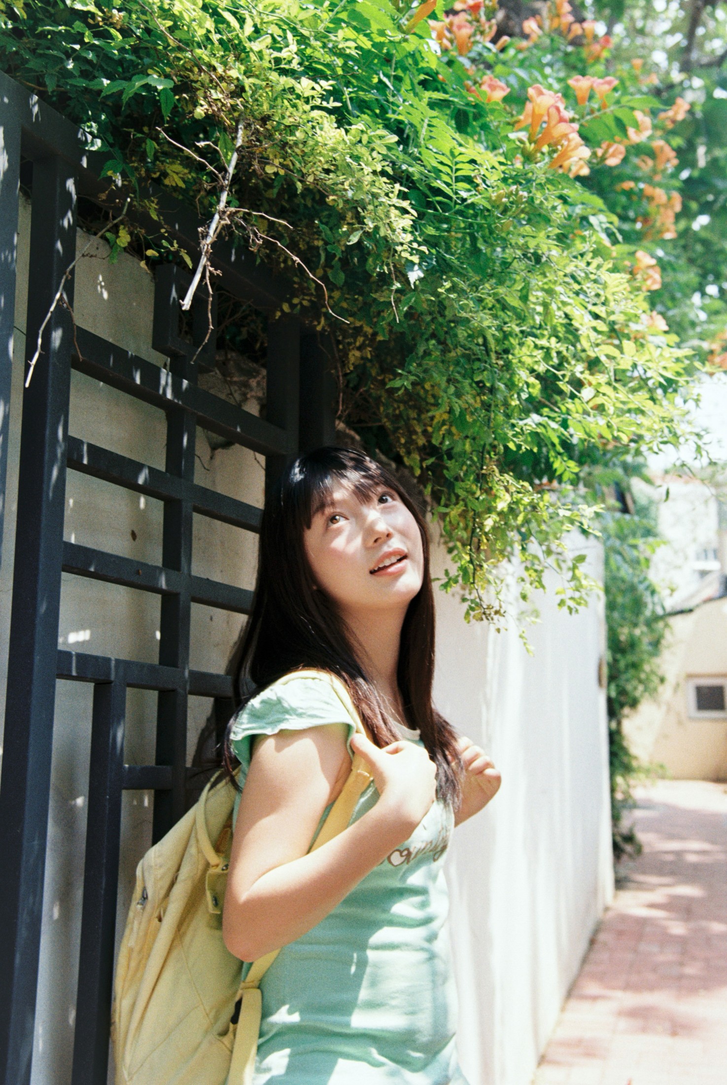 1028 - 《台湾女孩》[26P]