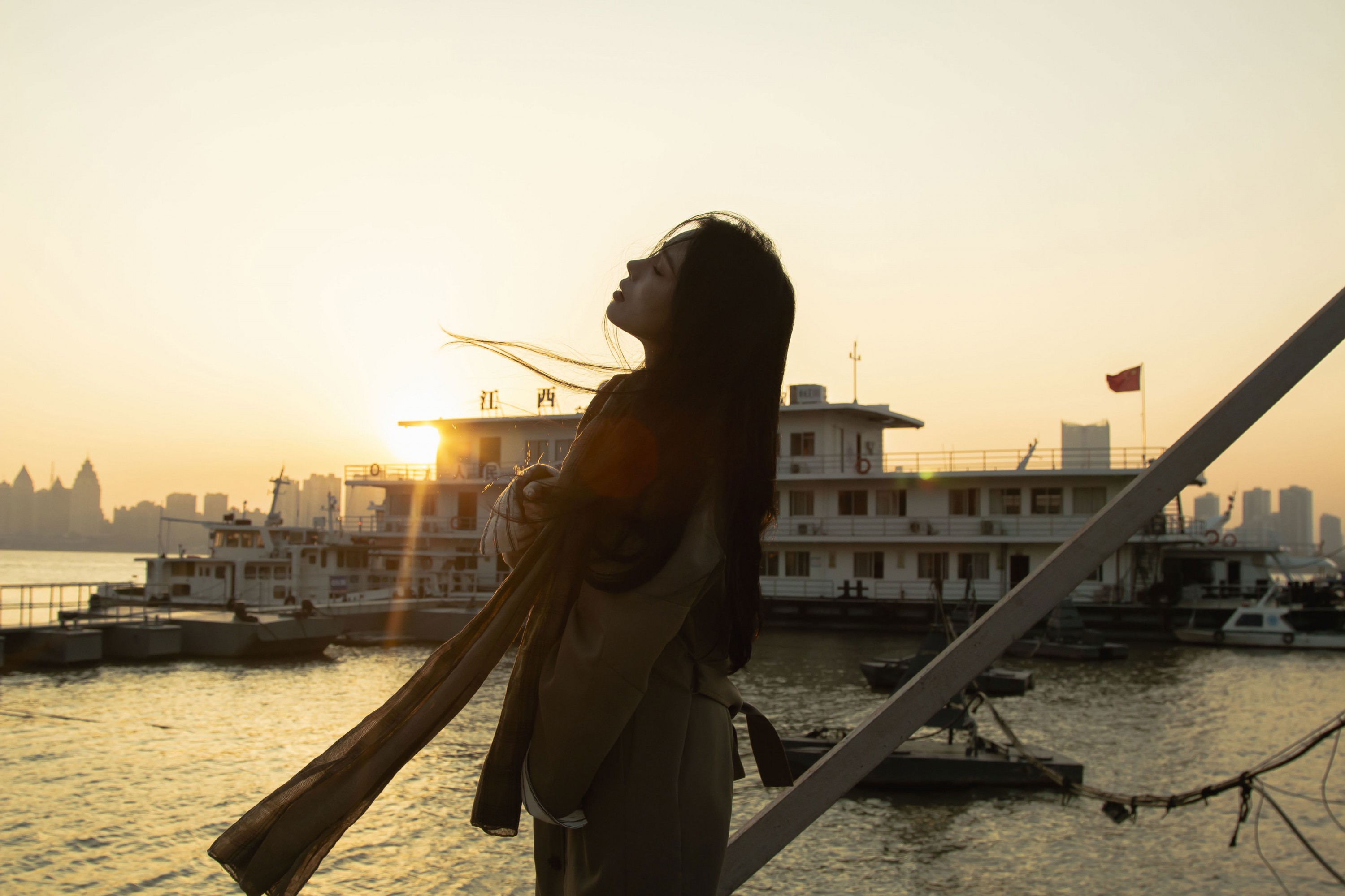 《你不会听见我心里的这片海》[40P]