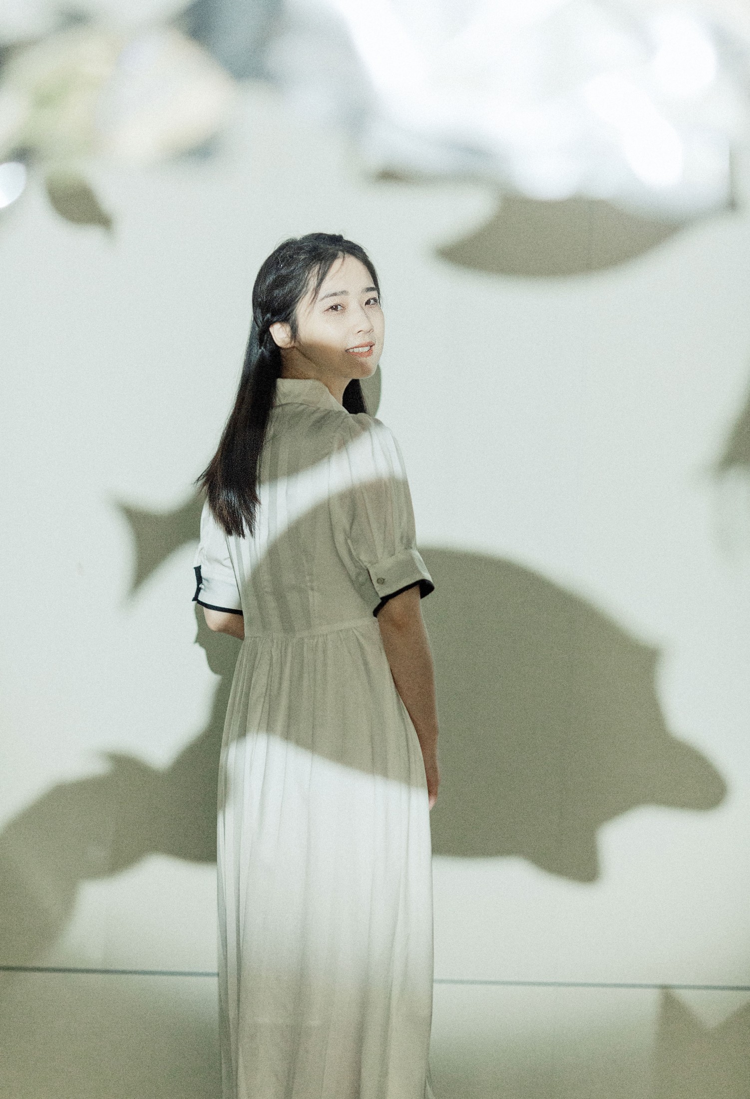 奶茶 - 《逛展》[17P]