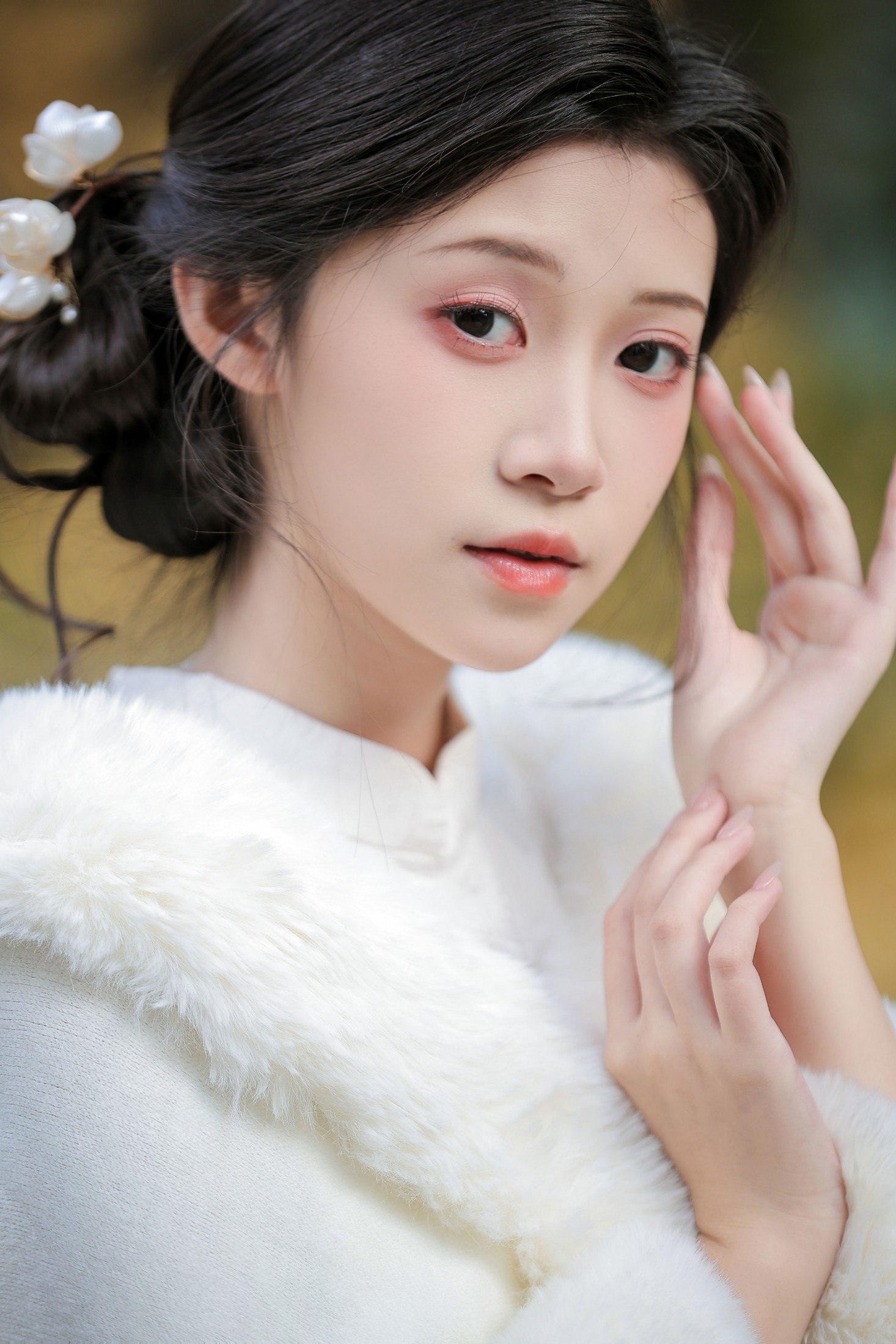 一口烧麦 - 《适合冬天的一组旗袍》[10P]