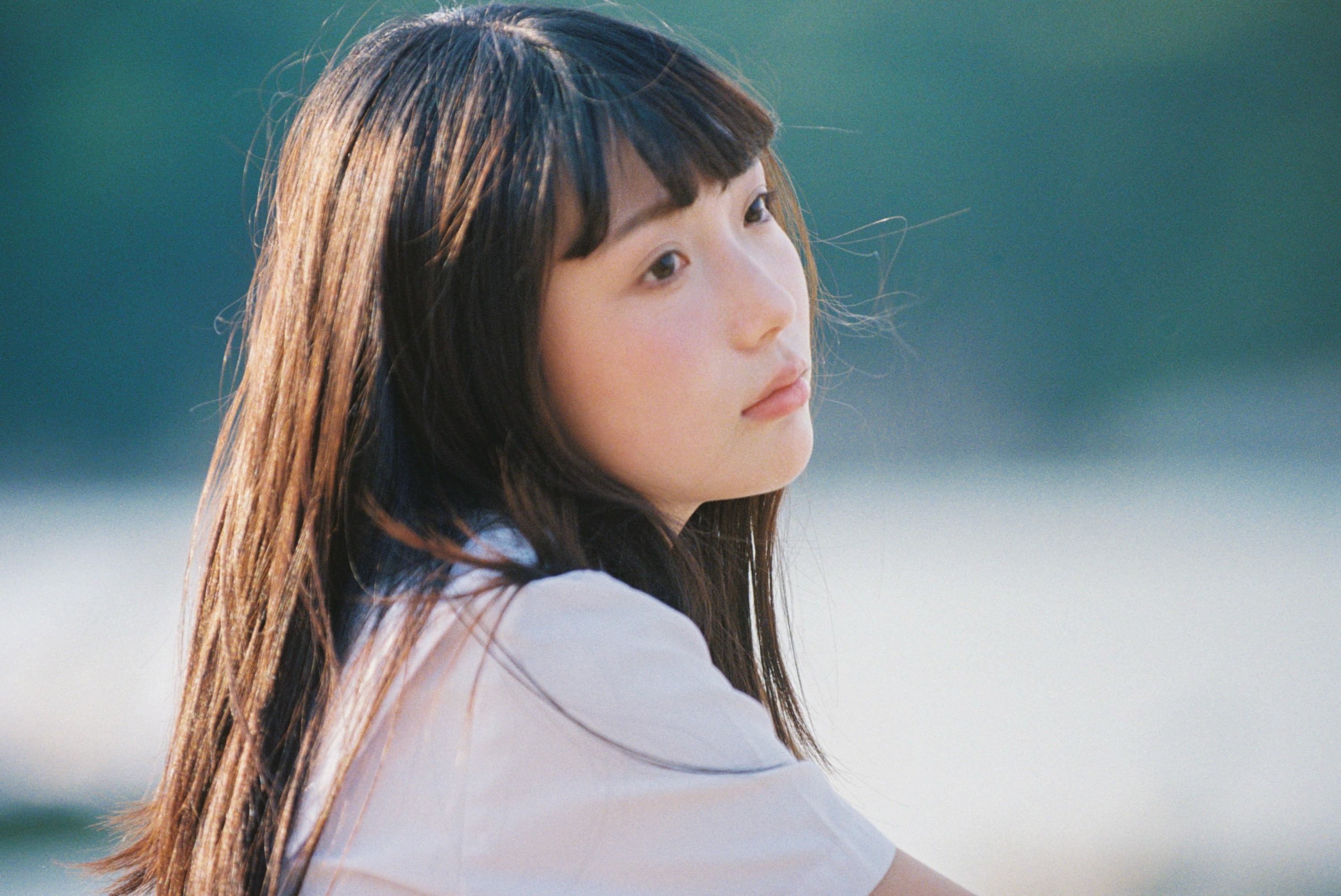 1028 - 《制服女孩》[13P]