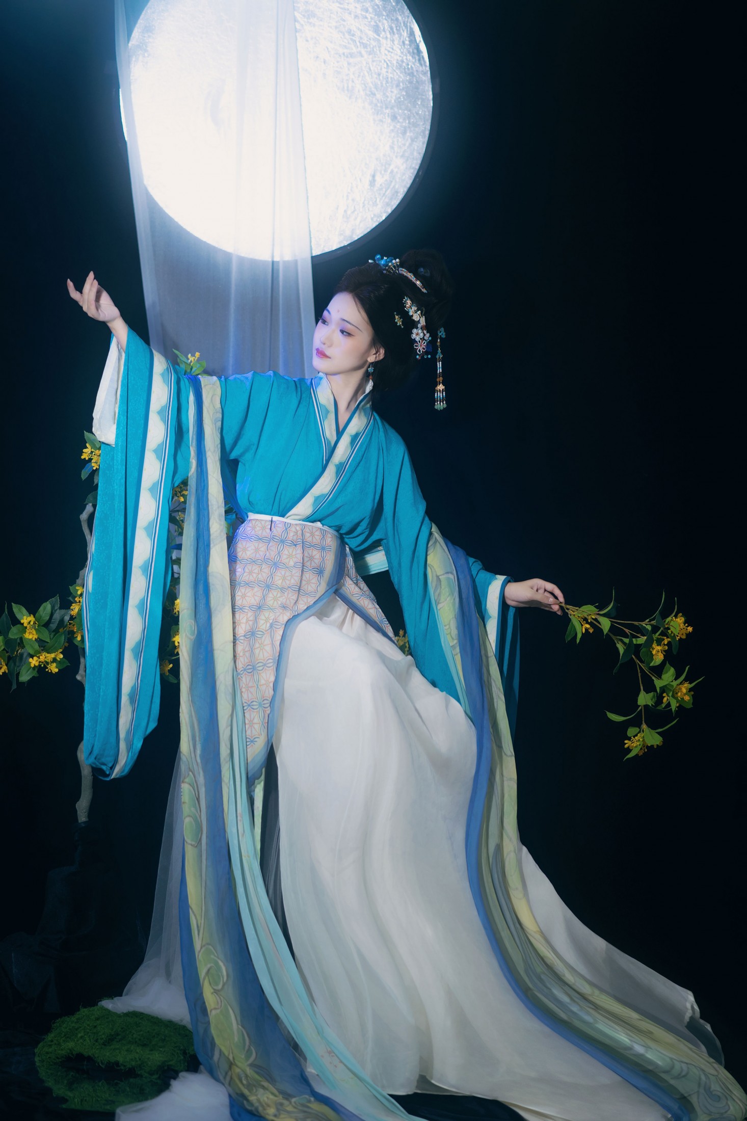 《嫦娥仙子》[9P]