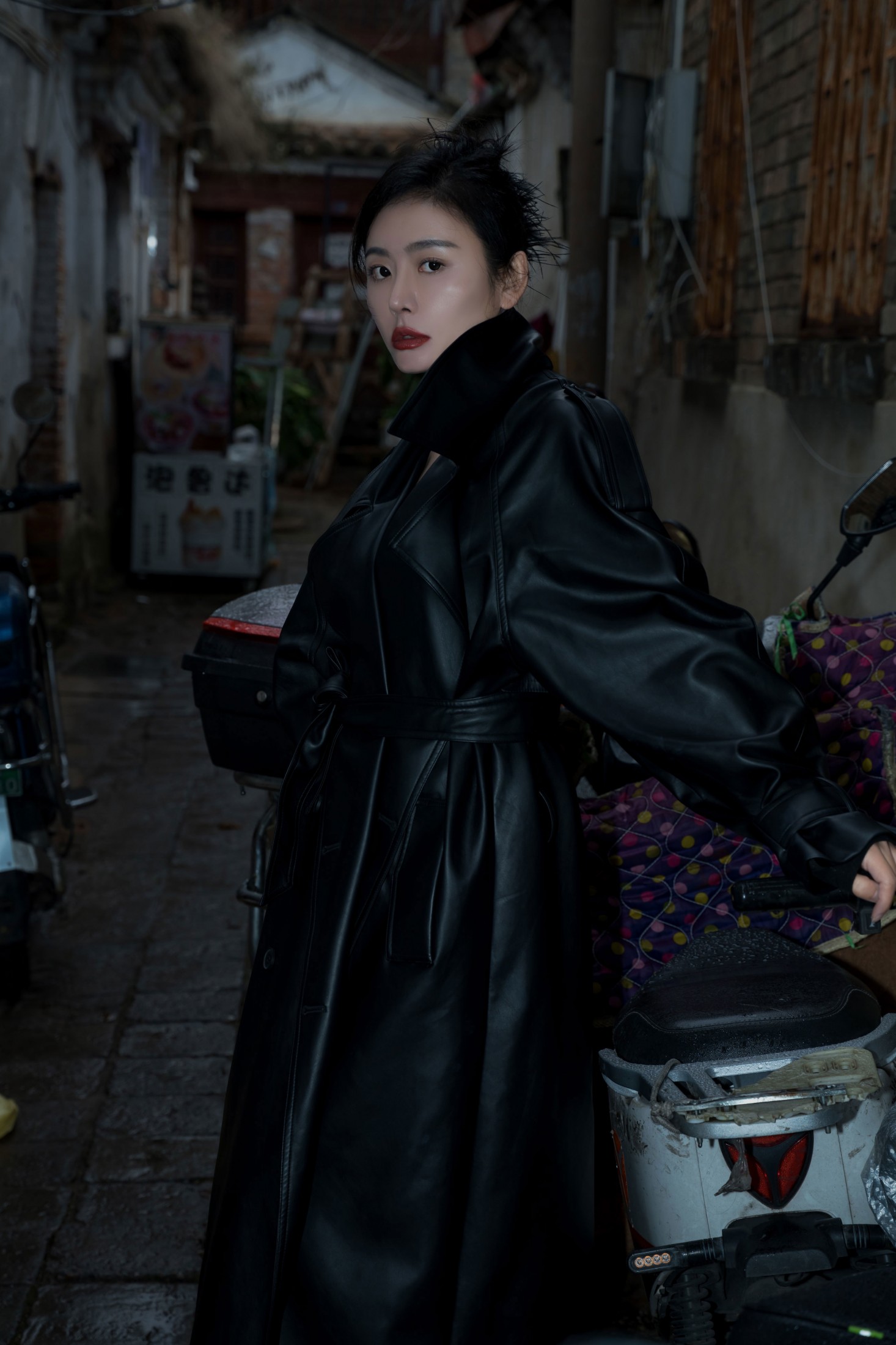 茹 - 《反差》[9P]