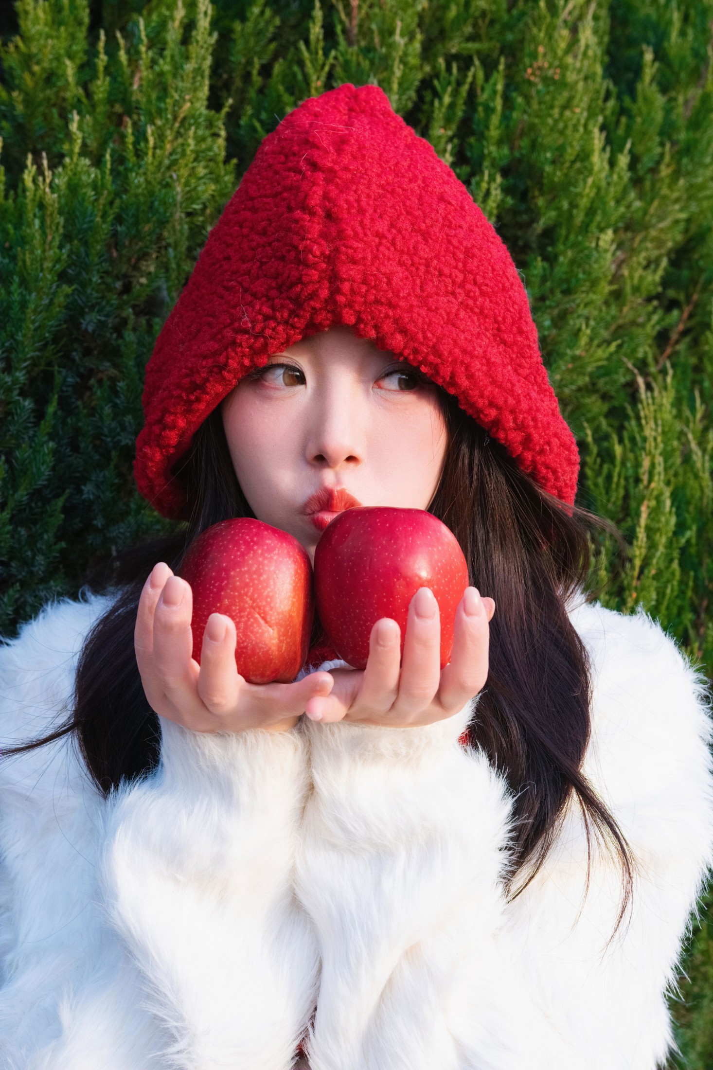 一加一 – 《圣诞快乐》[21P]