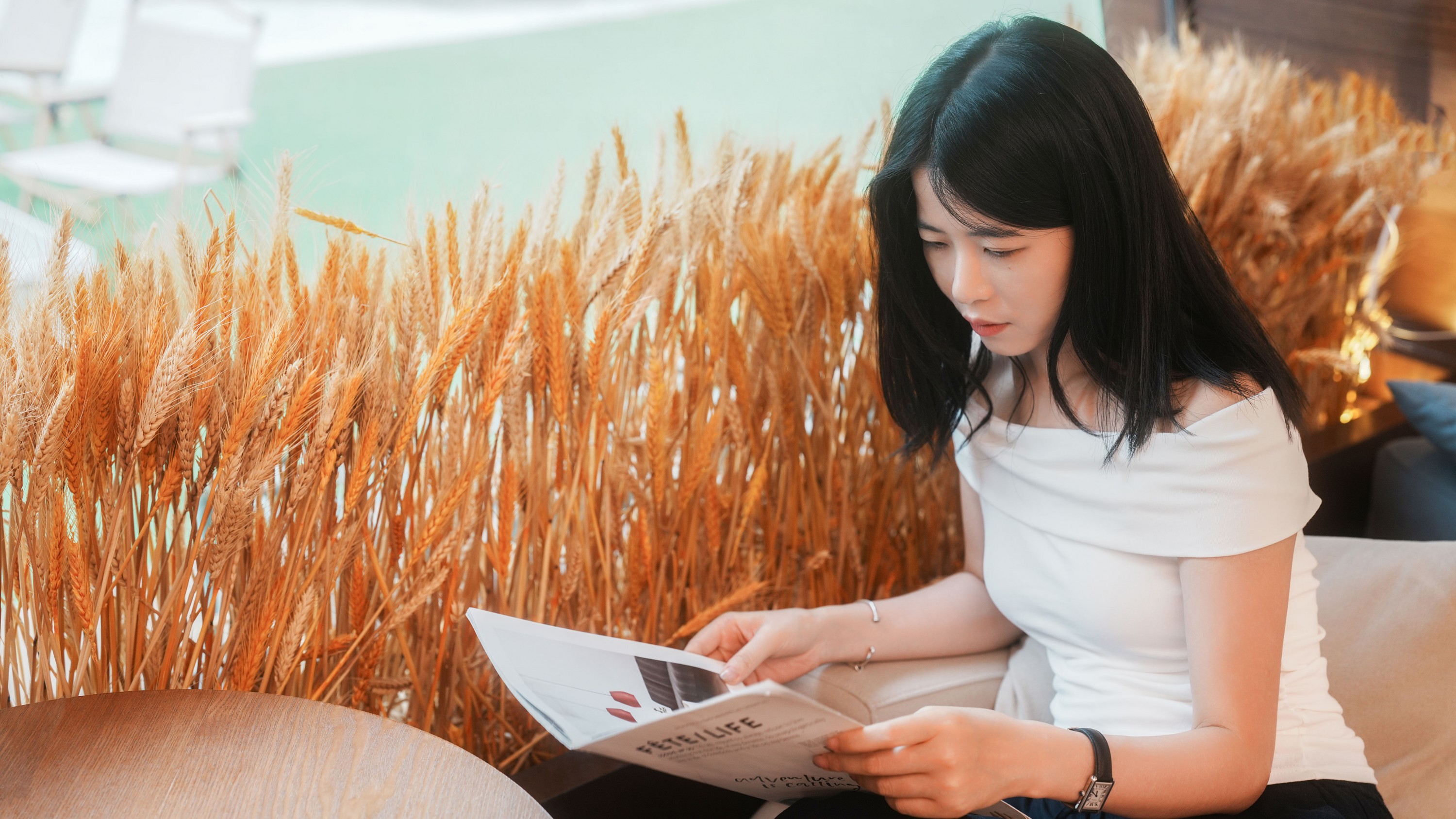 《白色咖啡馆》[18P]