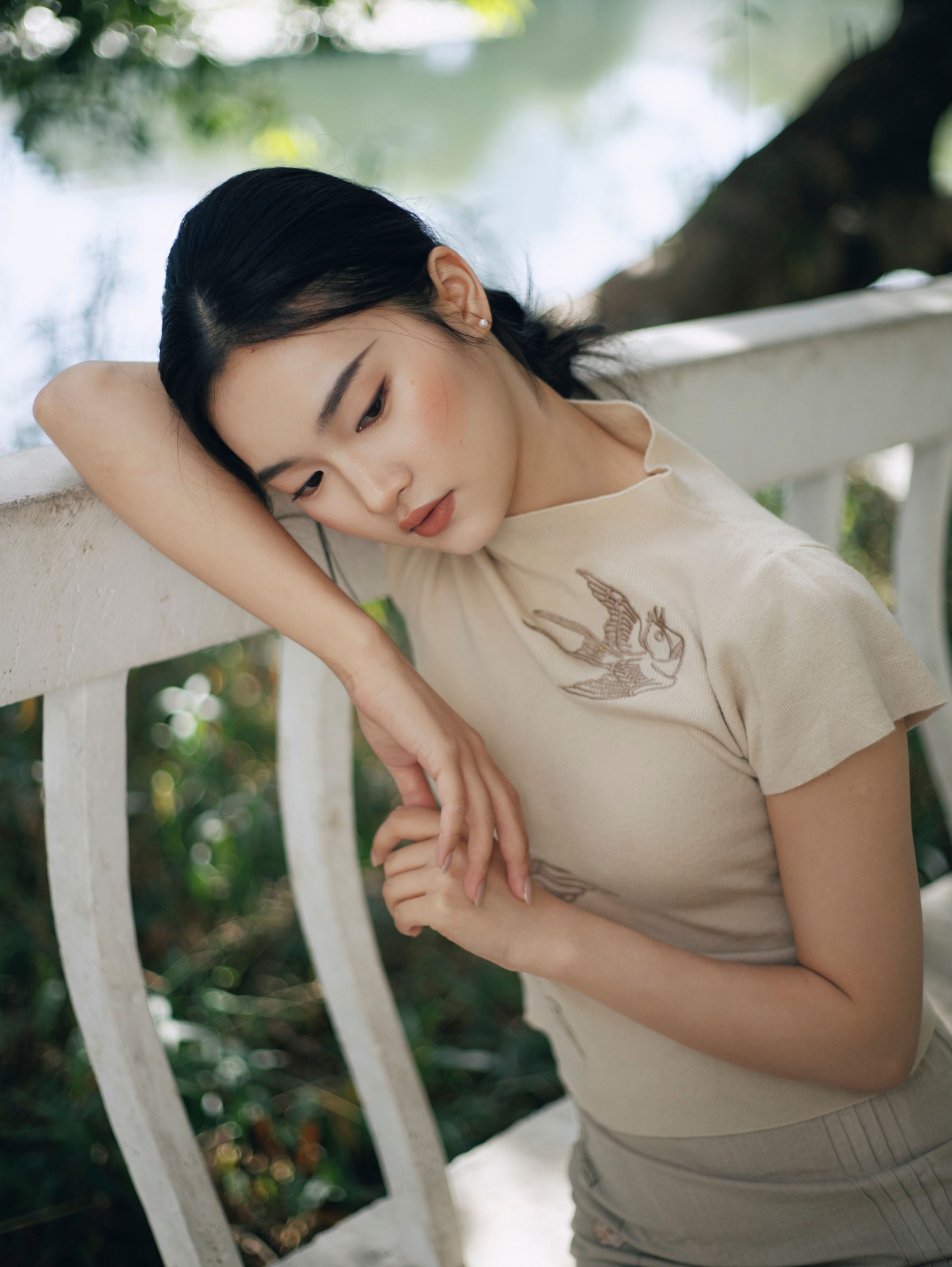 《她的眼睛会说话》[16P]