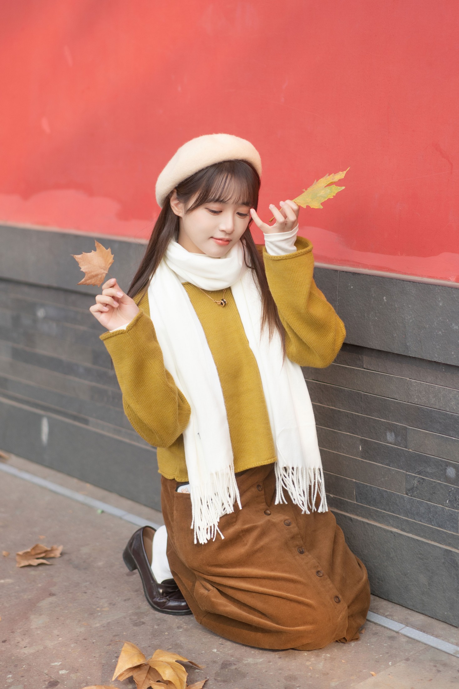 小亿 - 《秋意漫红墙》[40P]