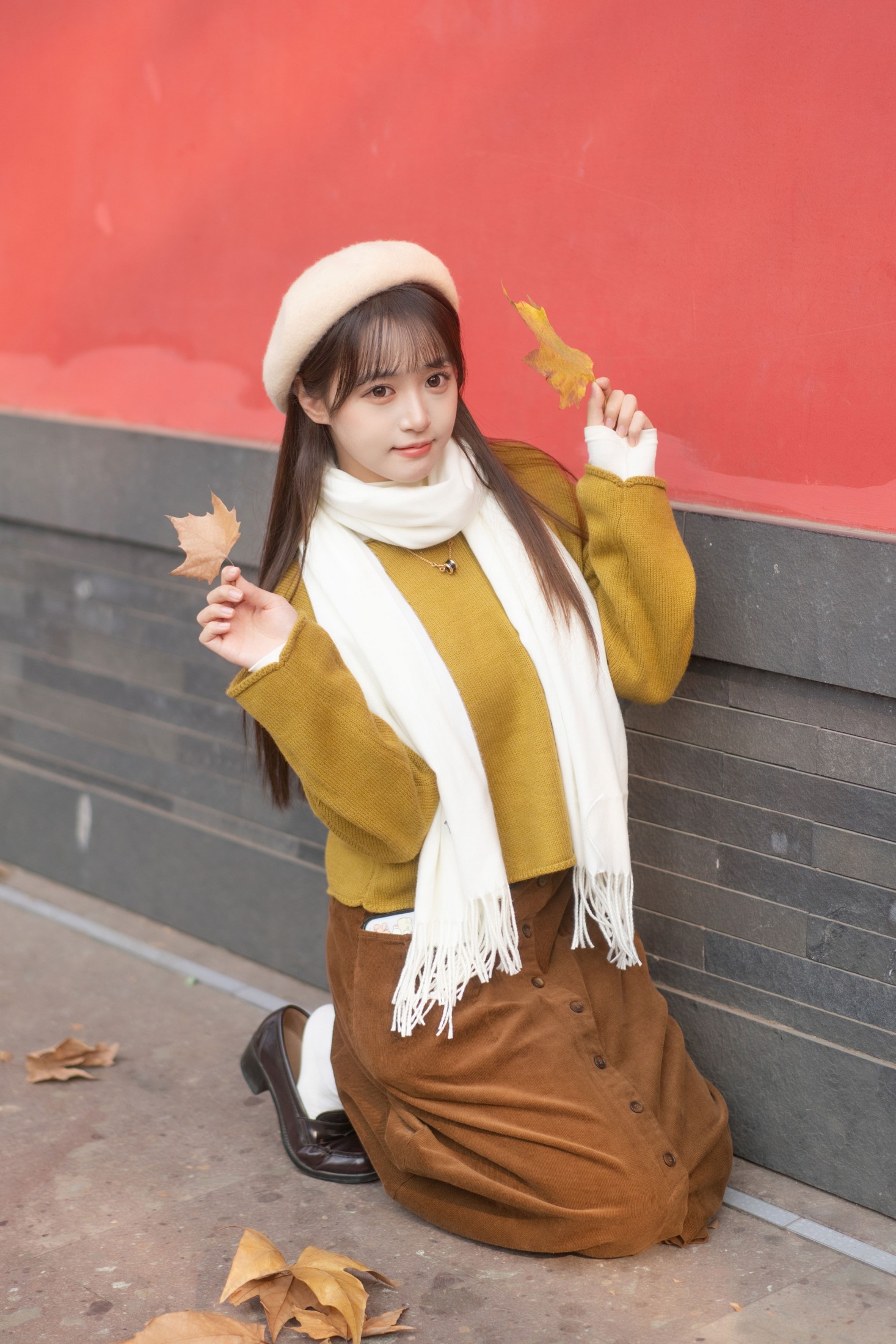 小亿 - 《秋意漫红墙》[40P]