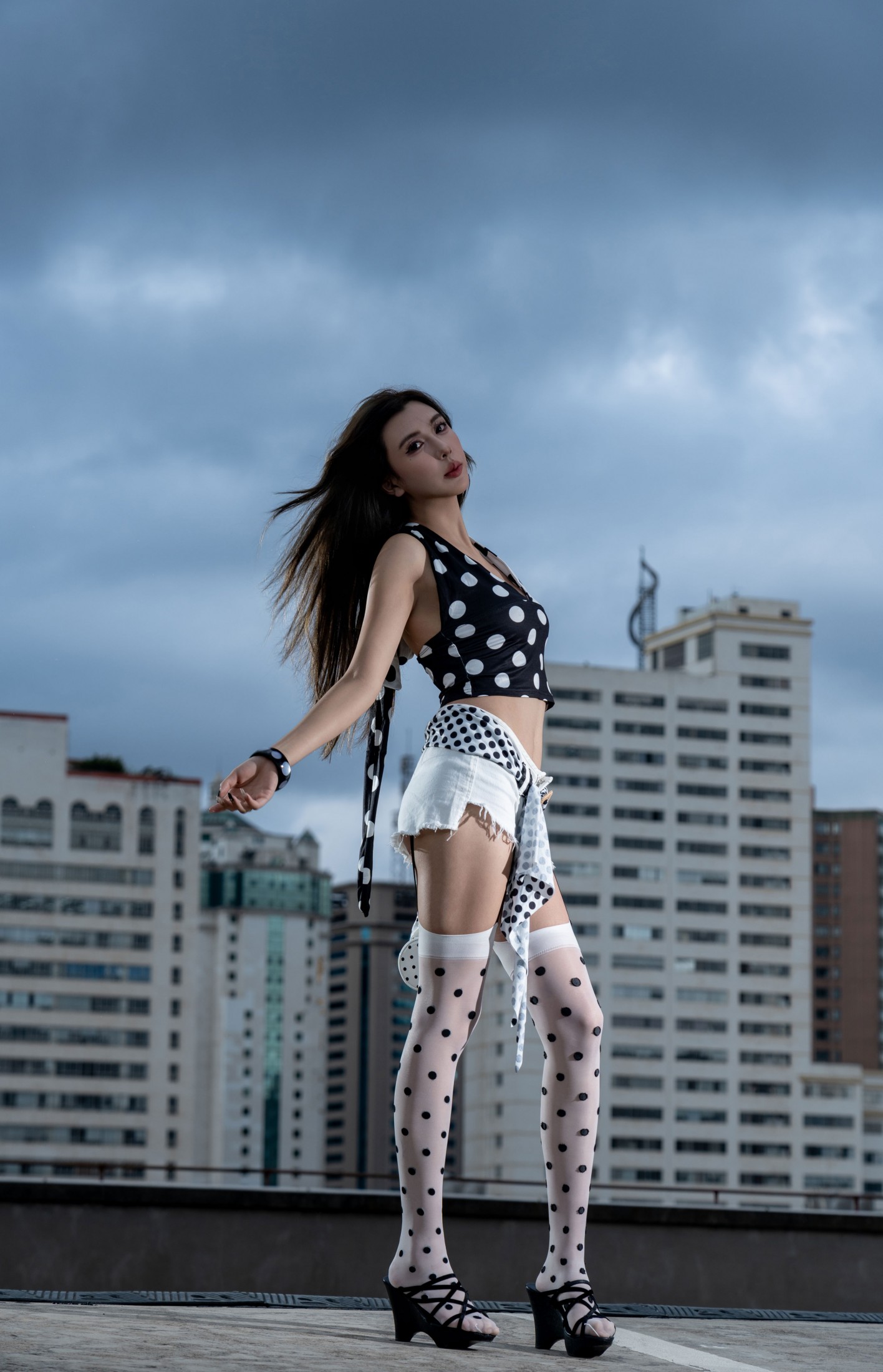 精灵 - 《打卡照》[23P]