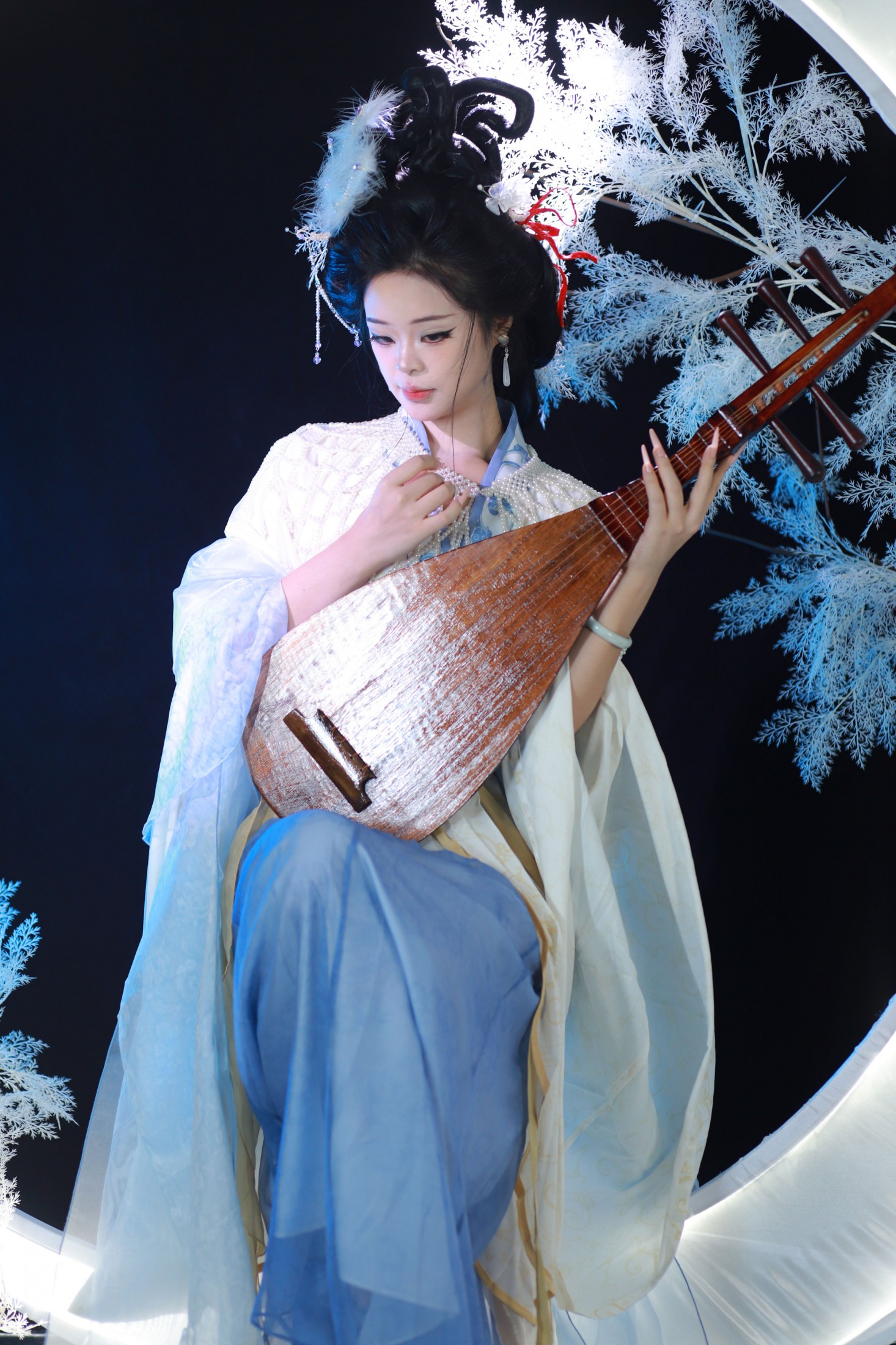 《清冷感汉服》[9P]