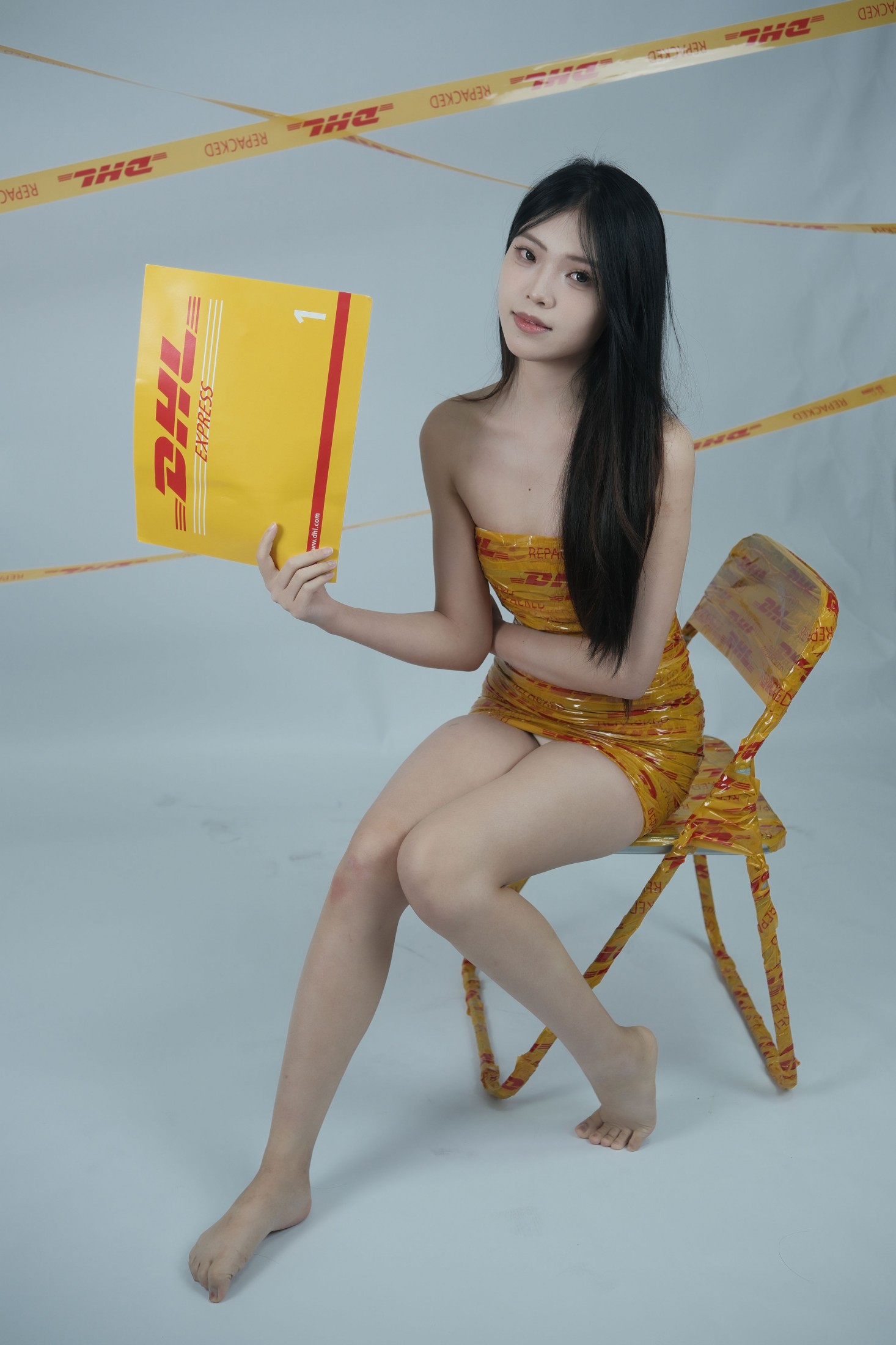 《胶带女郎》[30P]