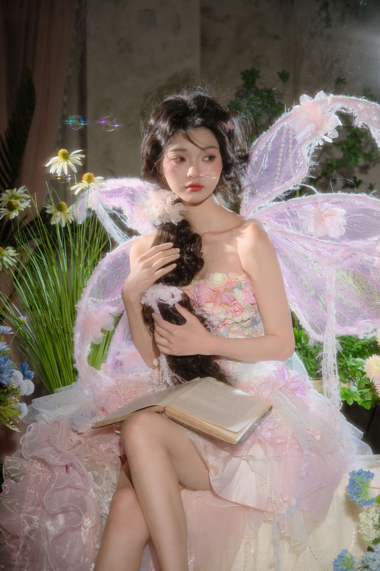 《粉雾微风里，蝴蝶与少女共舞》[11P]