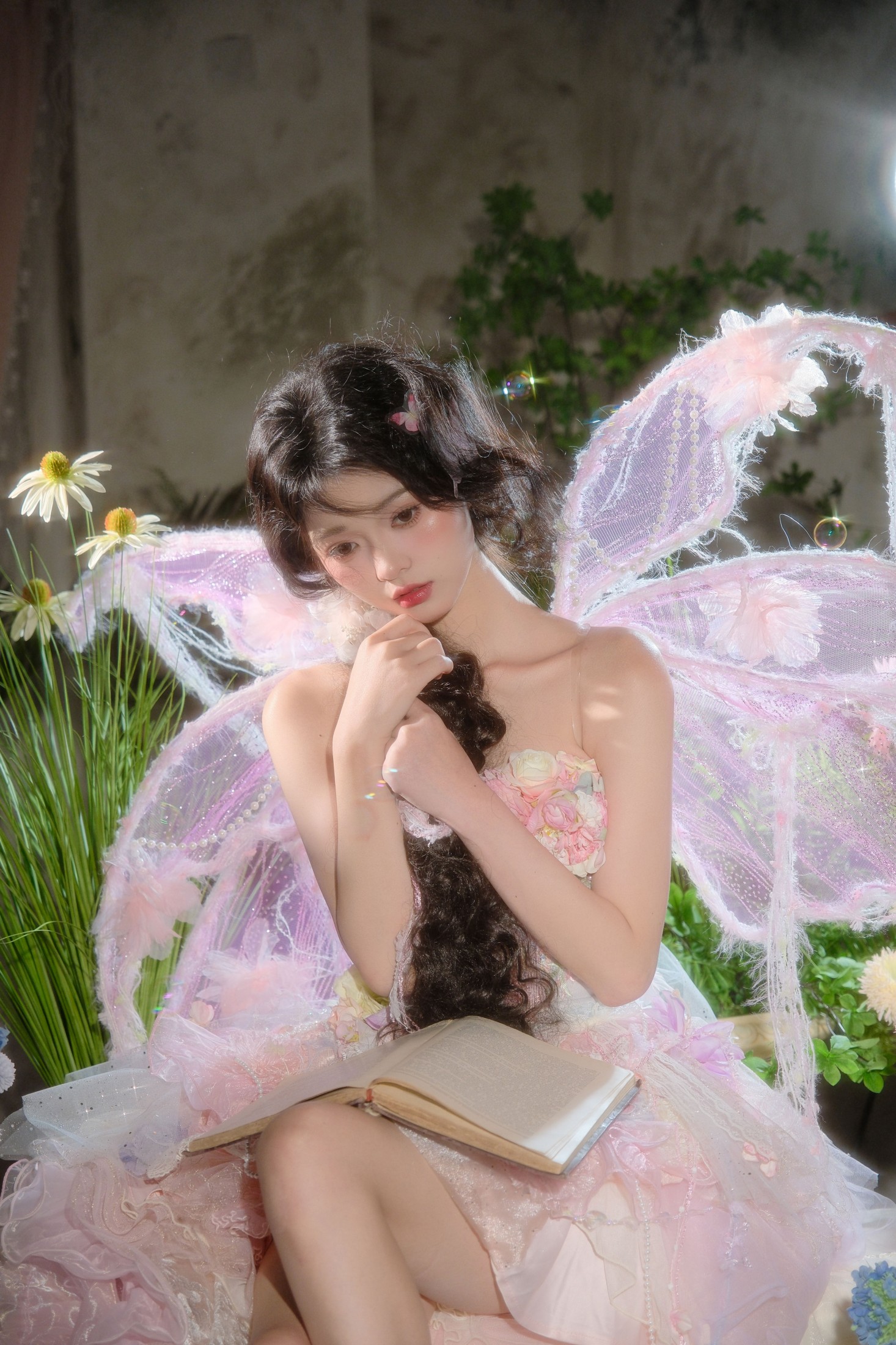 《粉雾微风里，蝴蝶与少女共舞》[11P]