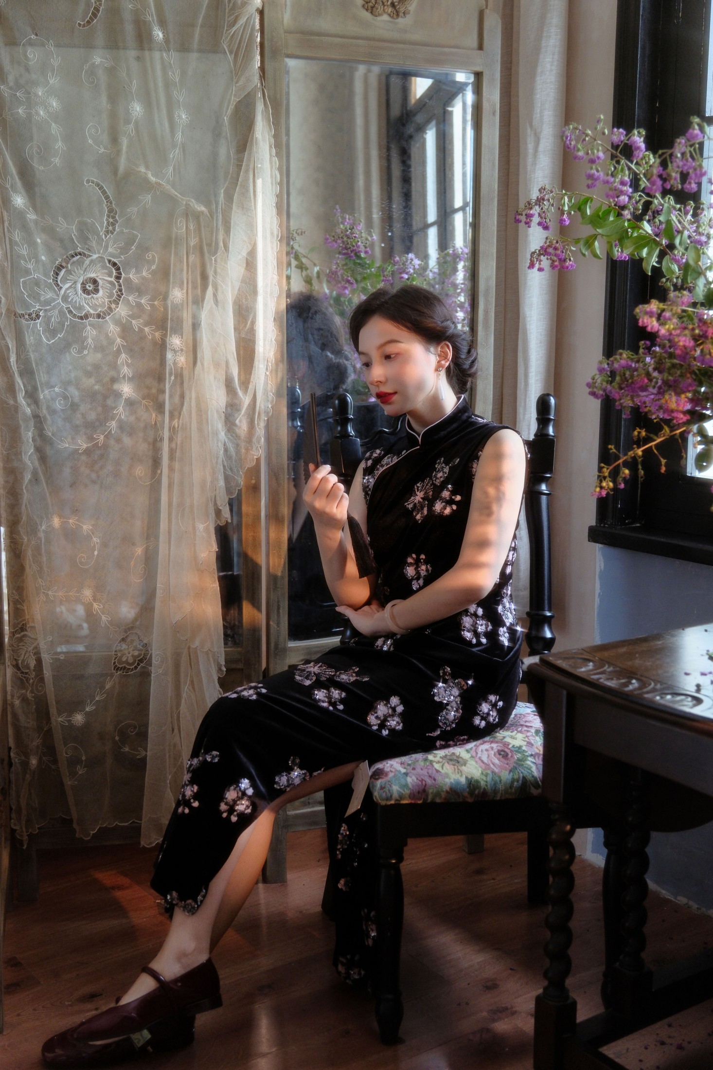 春山 - 《紫薇轻绽，一抹嫣红入画》[11P]