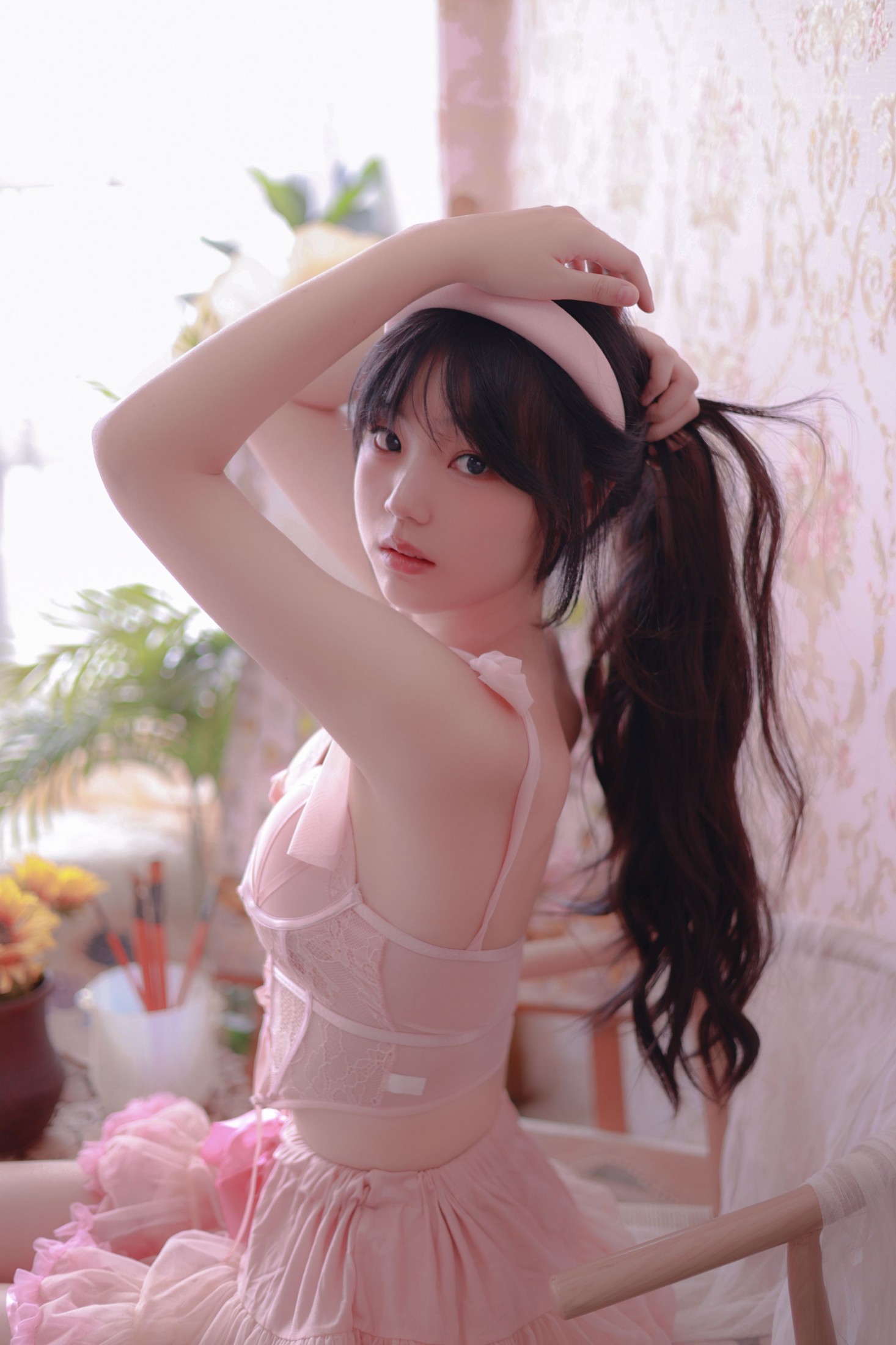 尤哩 - 《鲜花与少女》[10P]