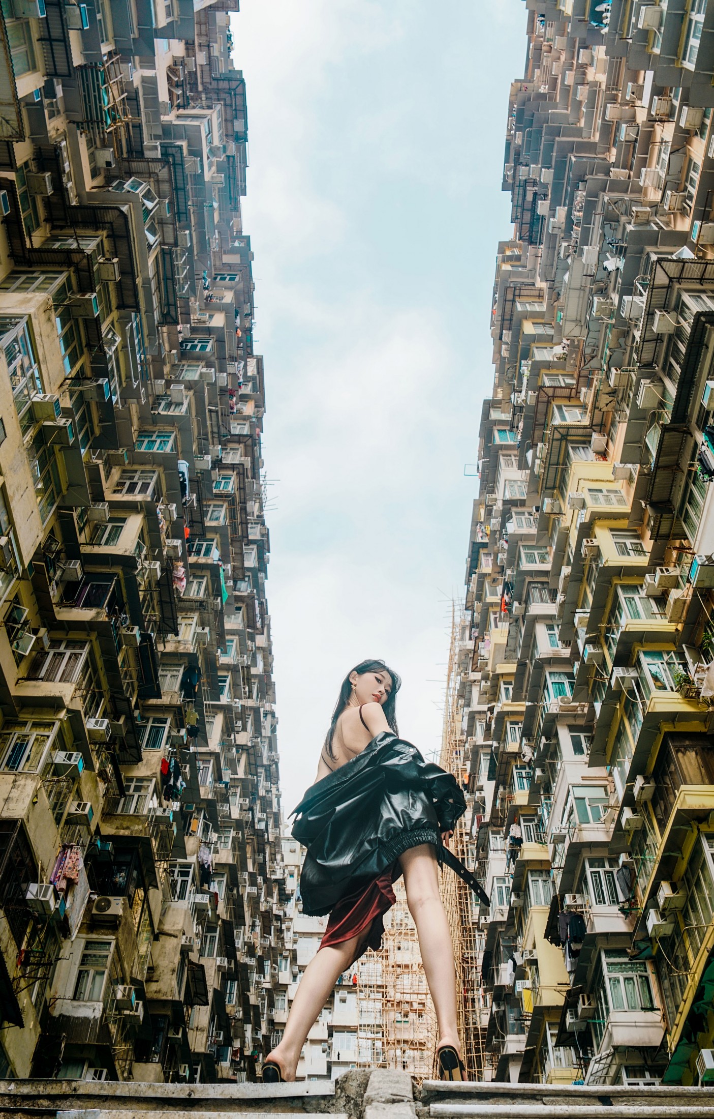 叫我GG - 《香港怪兽楼与中环人像街拍》[23P]