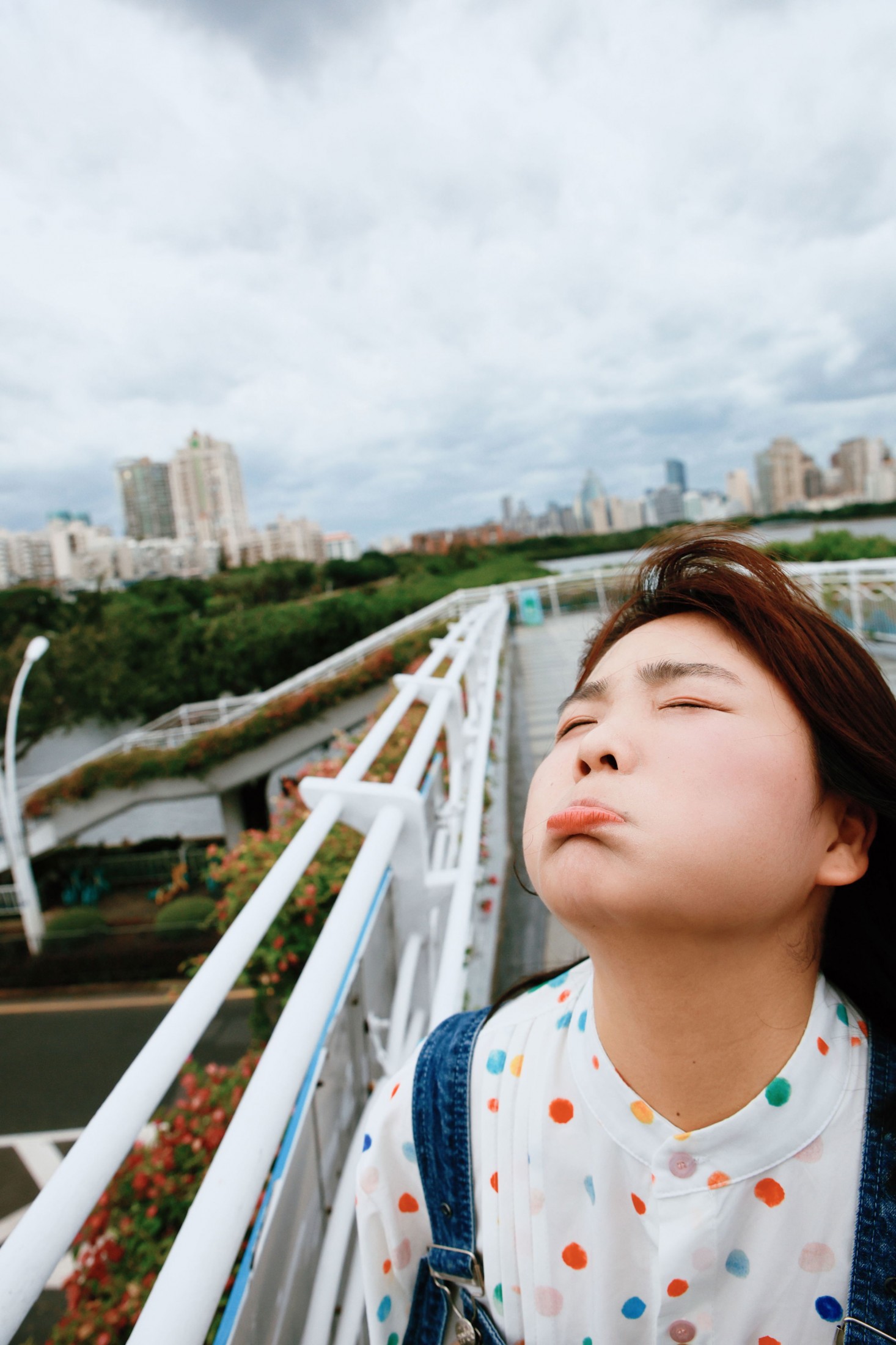 泡泡多喝水 - 《天桥有活人》[25P]