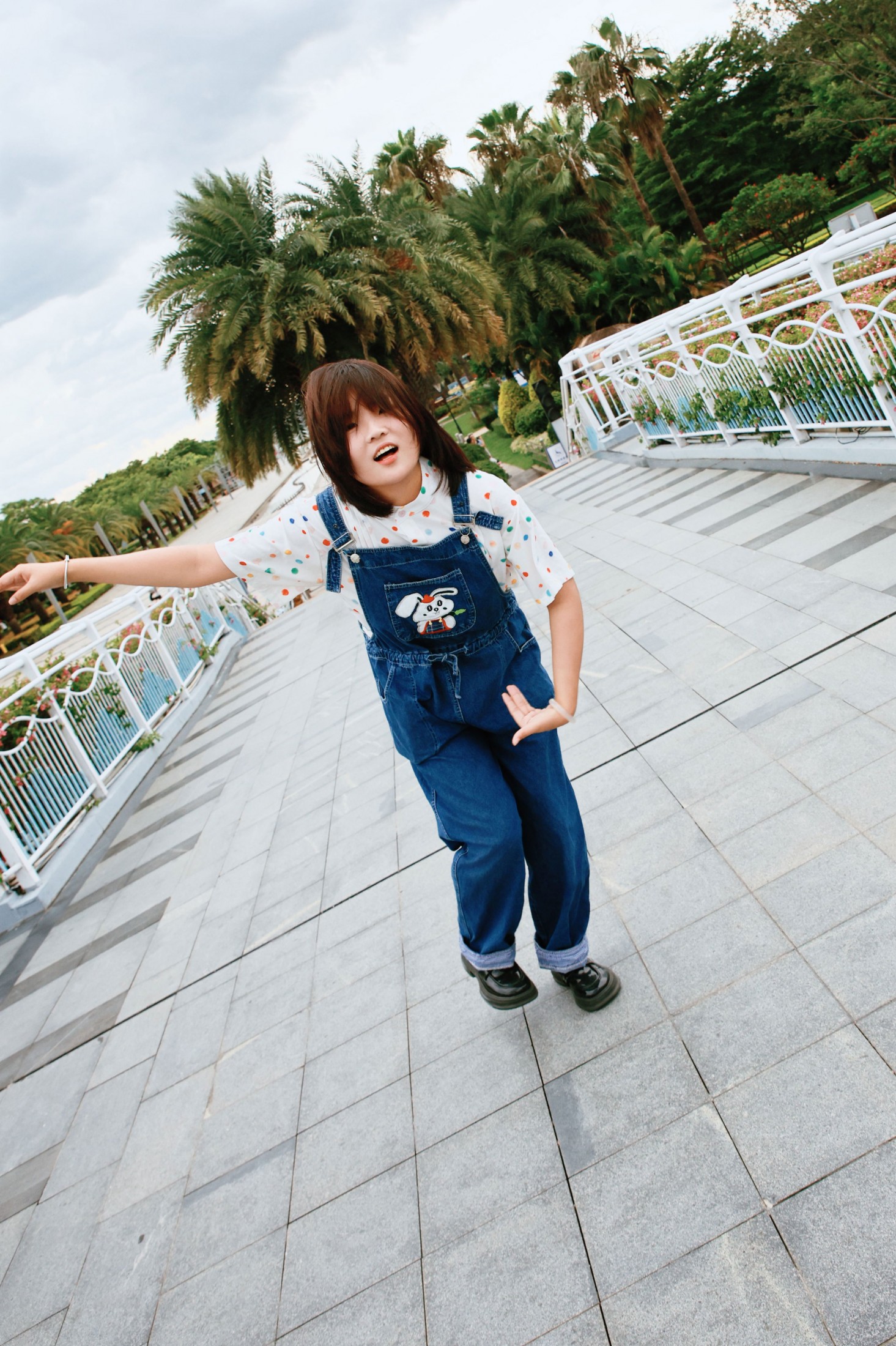 泡泡多喝水 - 《天桥有活人》[25P]