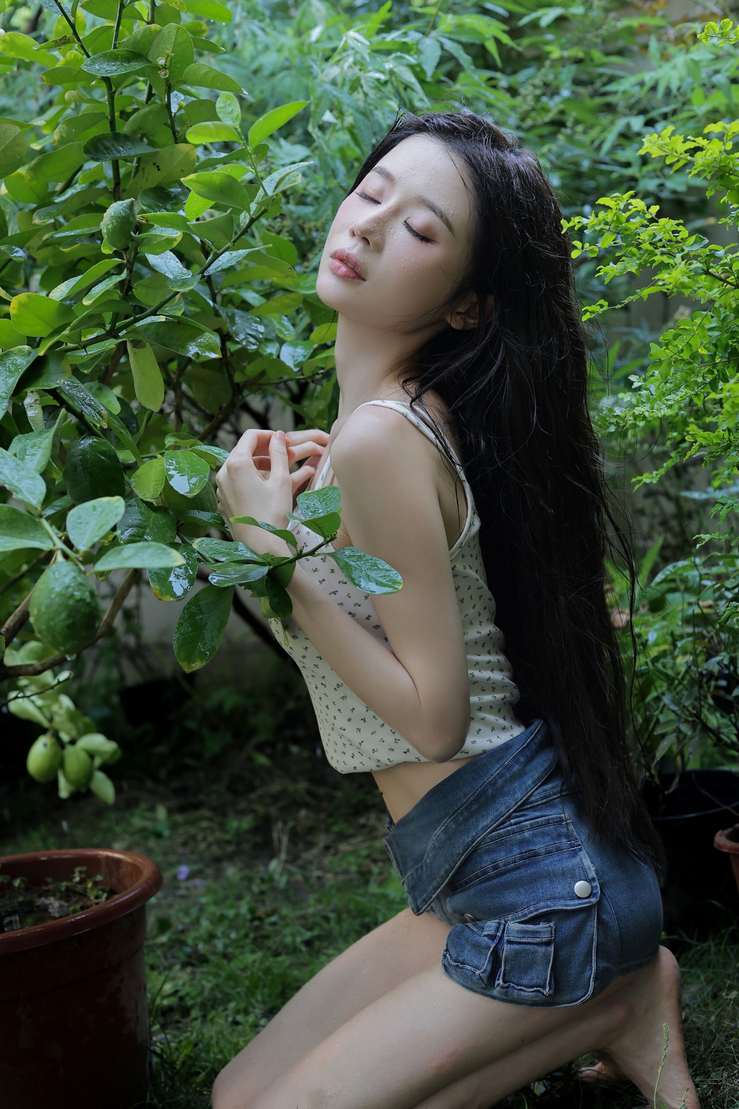 《汗水浸湿的夏》[19P]