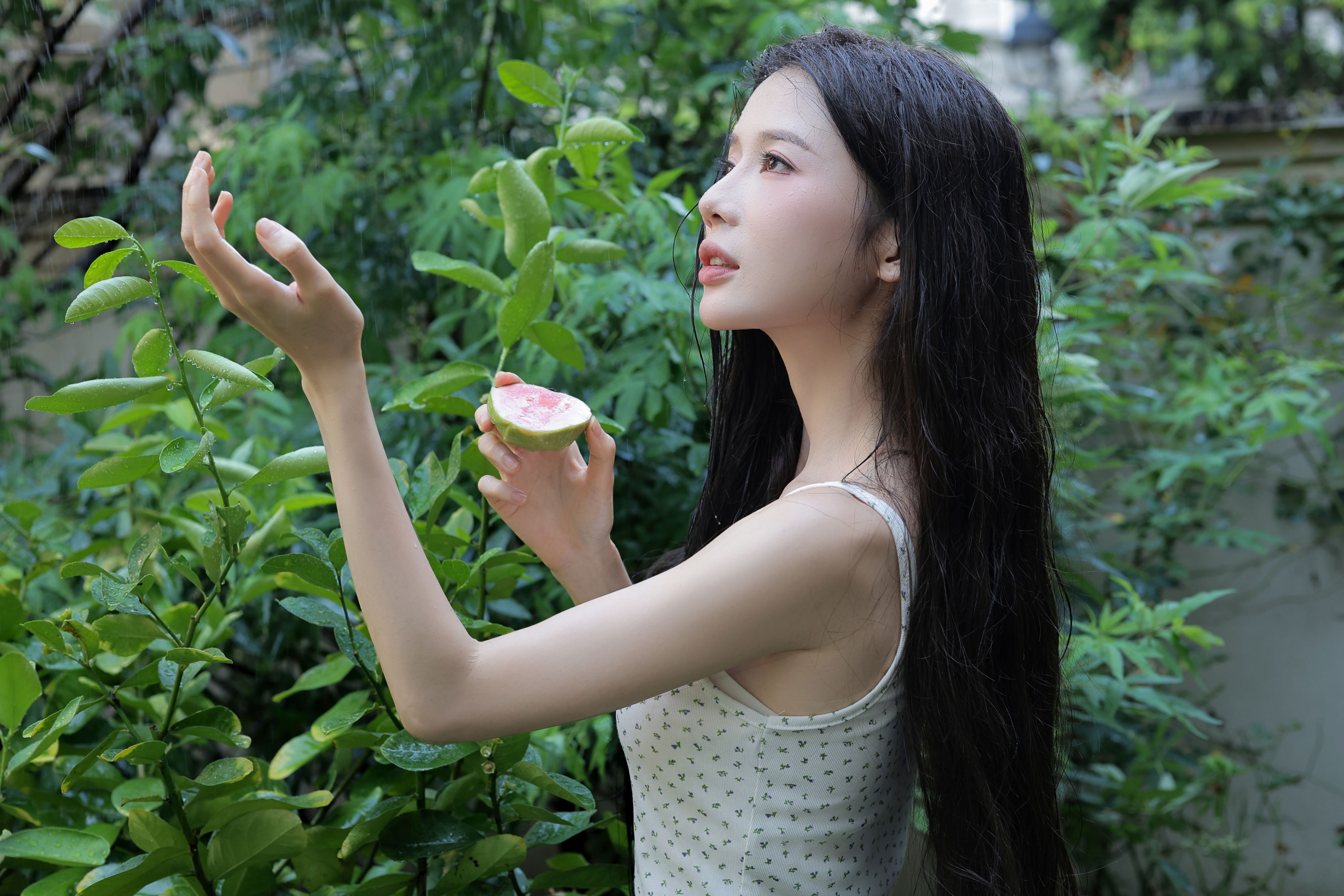 《汗水浸湿的夏》[19P]