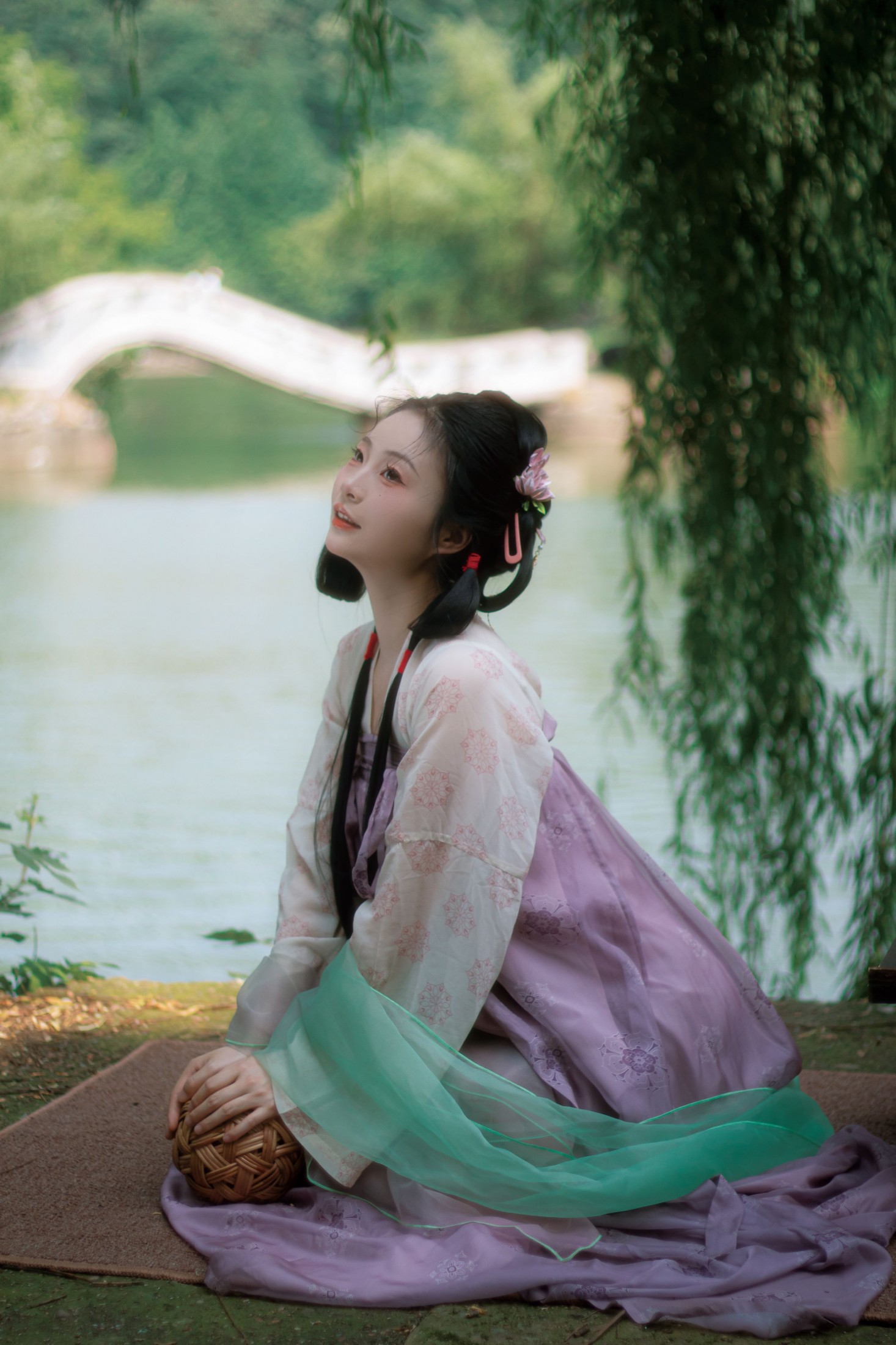 蔸小黄鸡 - 《二月春风》[12P]