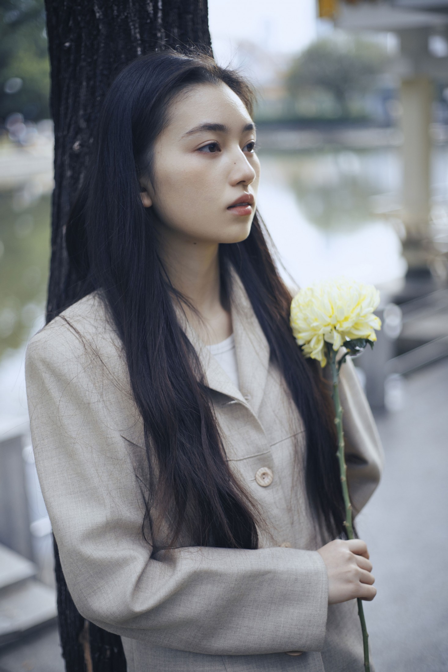 《她不羁的脸像天色将晚》[13P]