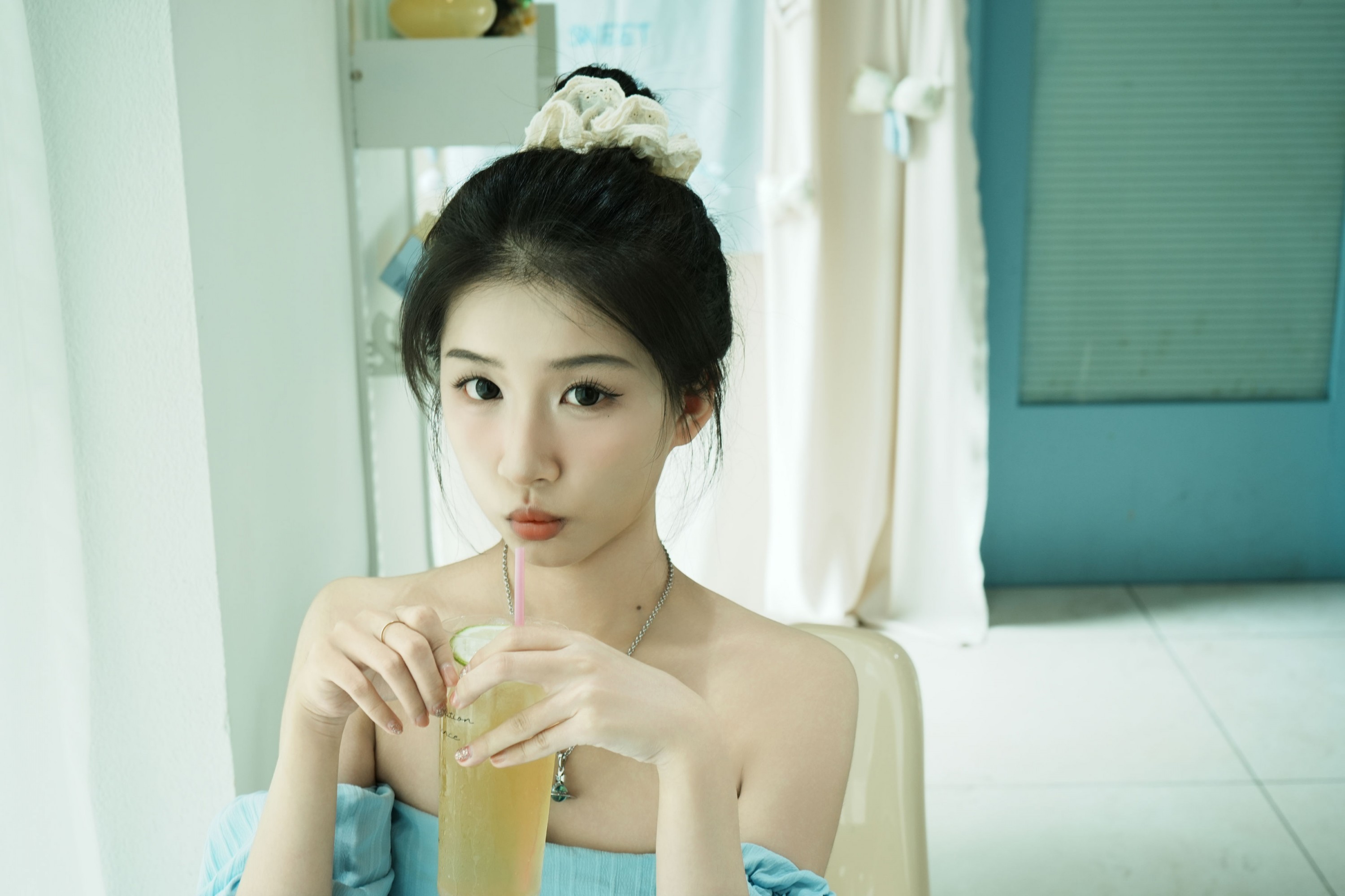 《你看到的我是蓝色的》[40P]