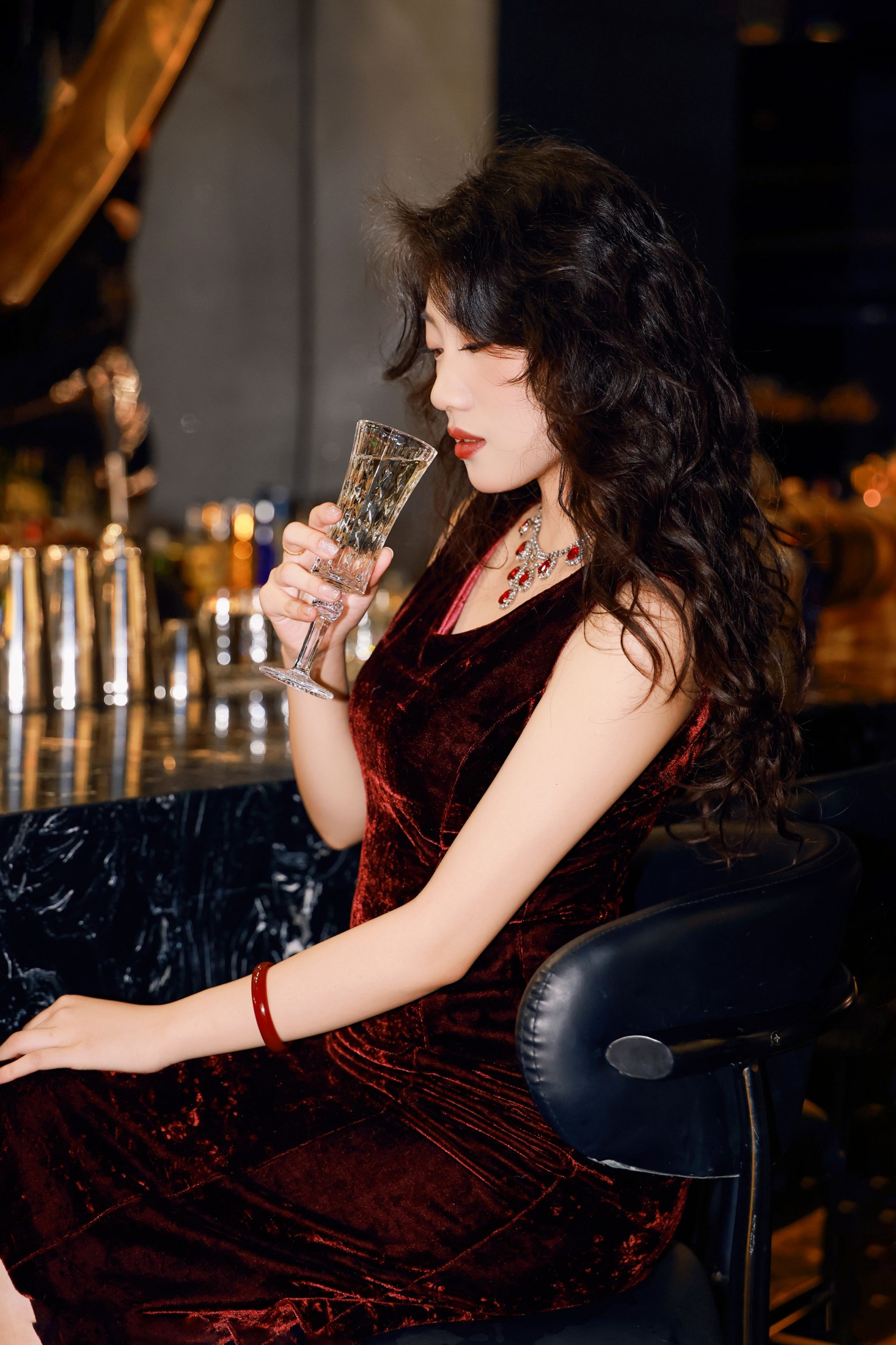 《酒吧氛围感人像》[18P]