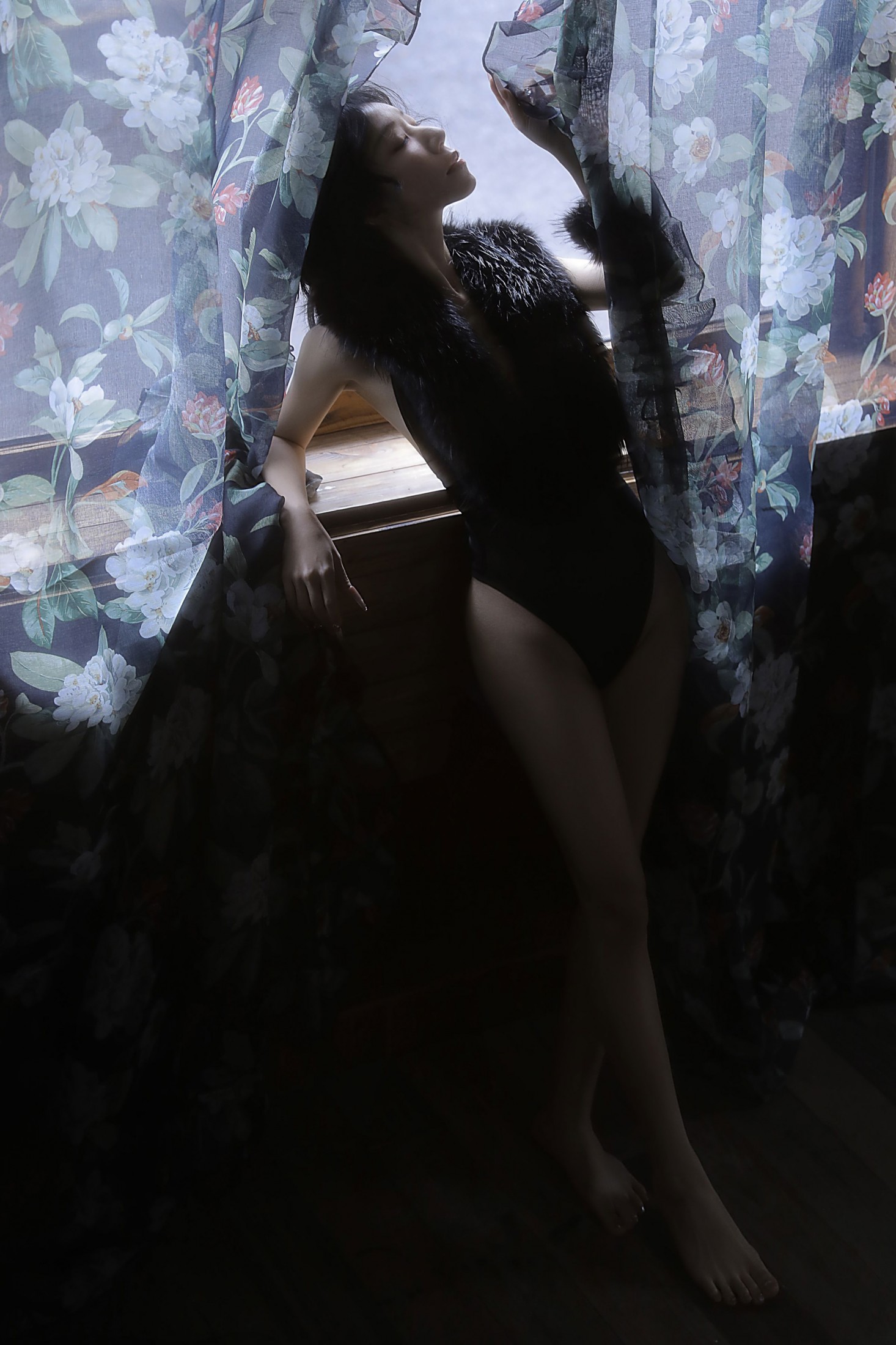 野生模特园子 - 《黑蝶》[17P]